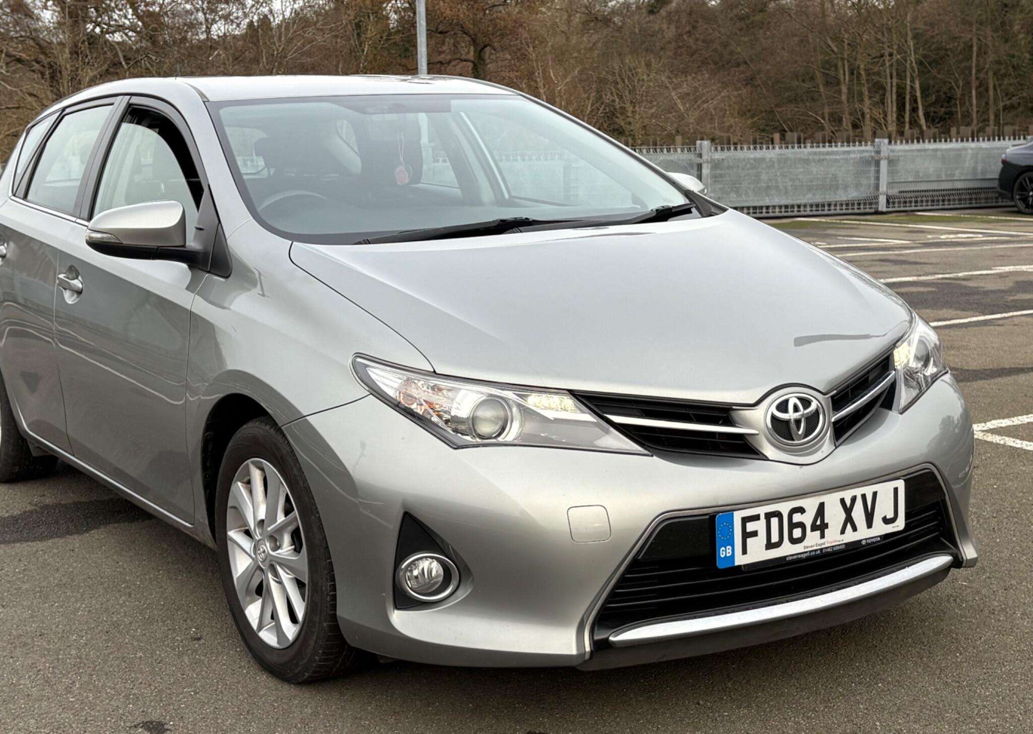 2014 TOYOTA AURIS 2014 TOYOTA AURIS