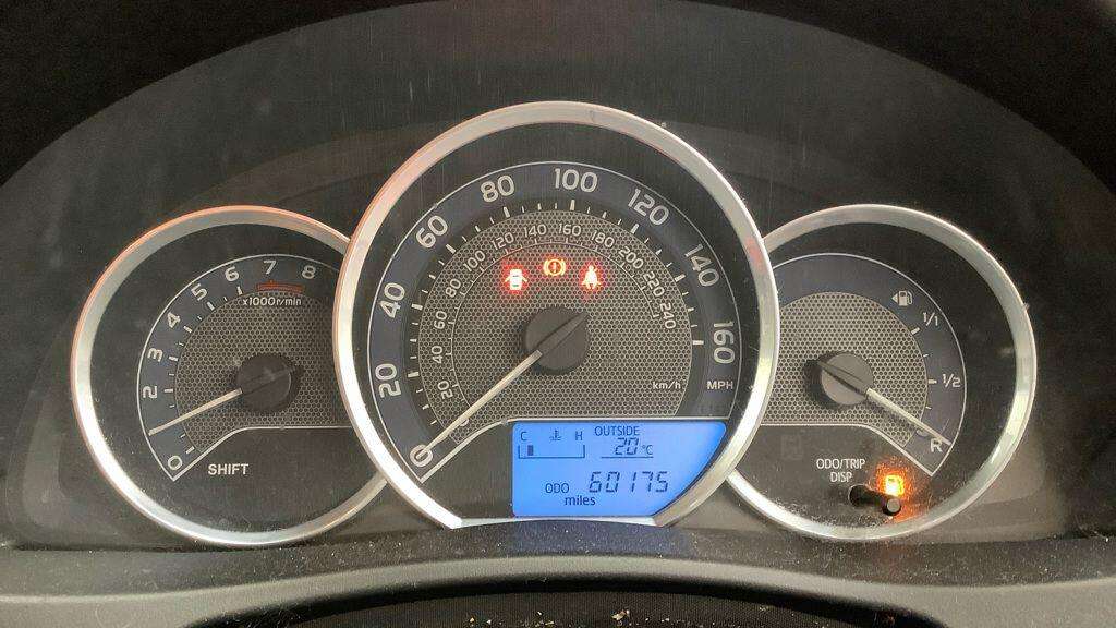 2013 TOYOTA AURIS 2013 TOYOTA AURIS