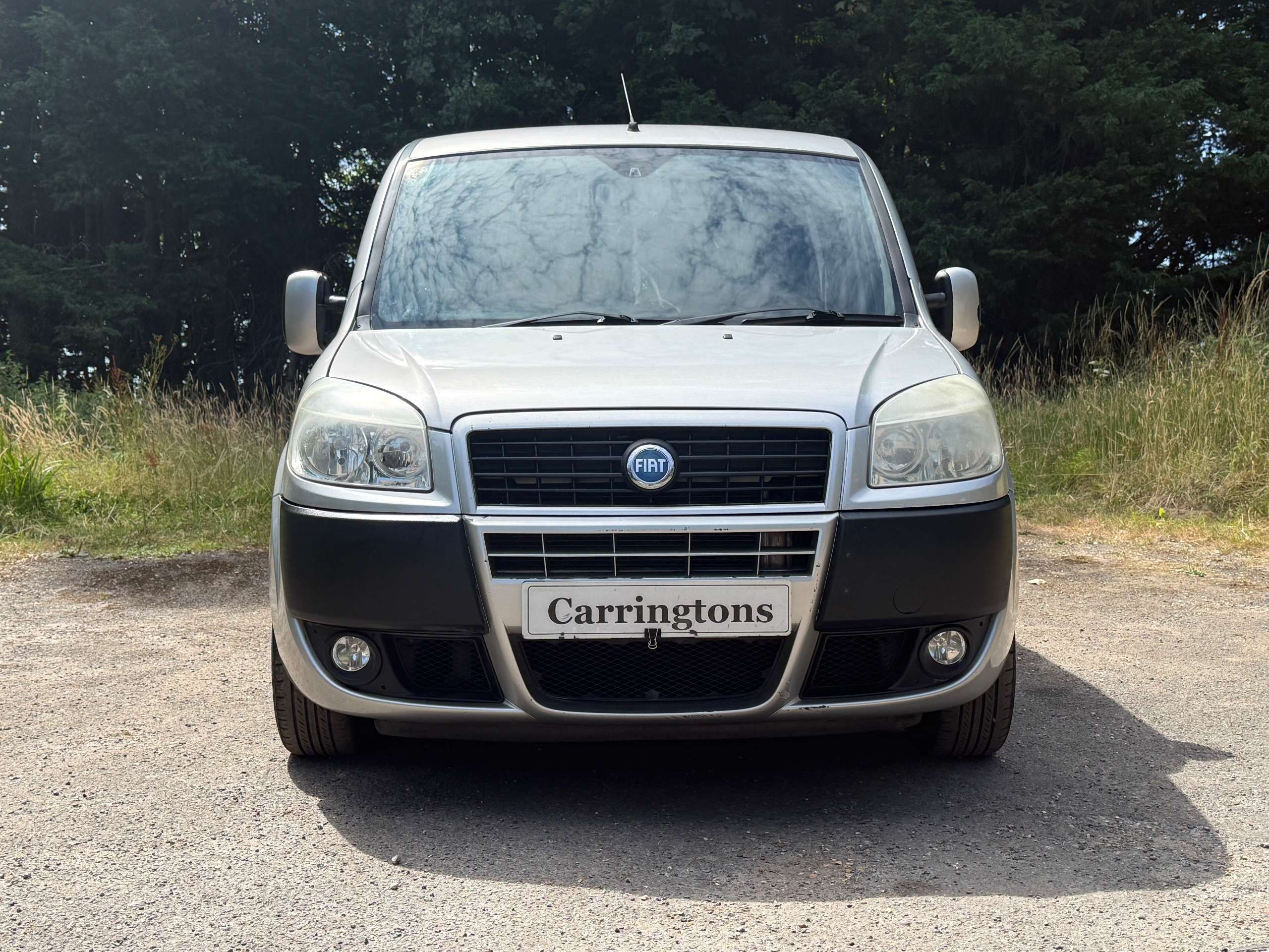 A 2007 FIAT DOBLO 1.4 Dynamic Estate 5dr Petrol Manual (174 g/km, 77 bhp) A 2007 FIAT DOBLO 1.4 Dynamic Estate 5dr Petrol Manual (174 g/km, 77 bhp)