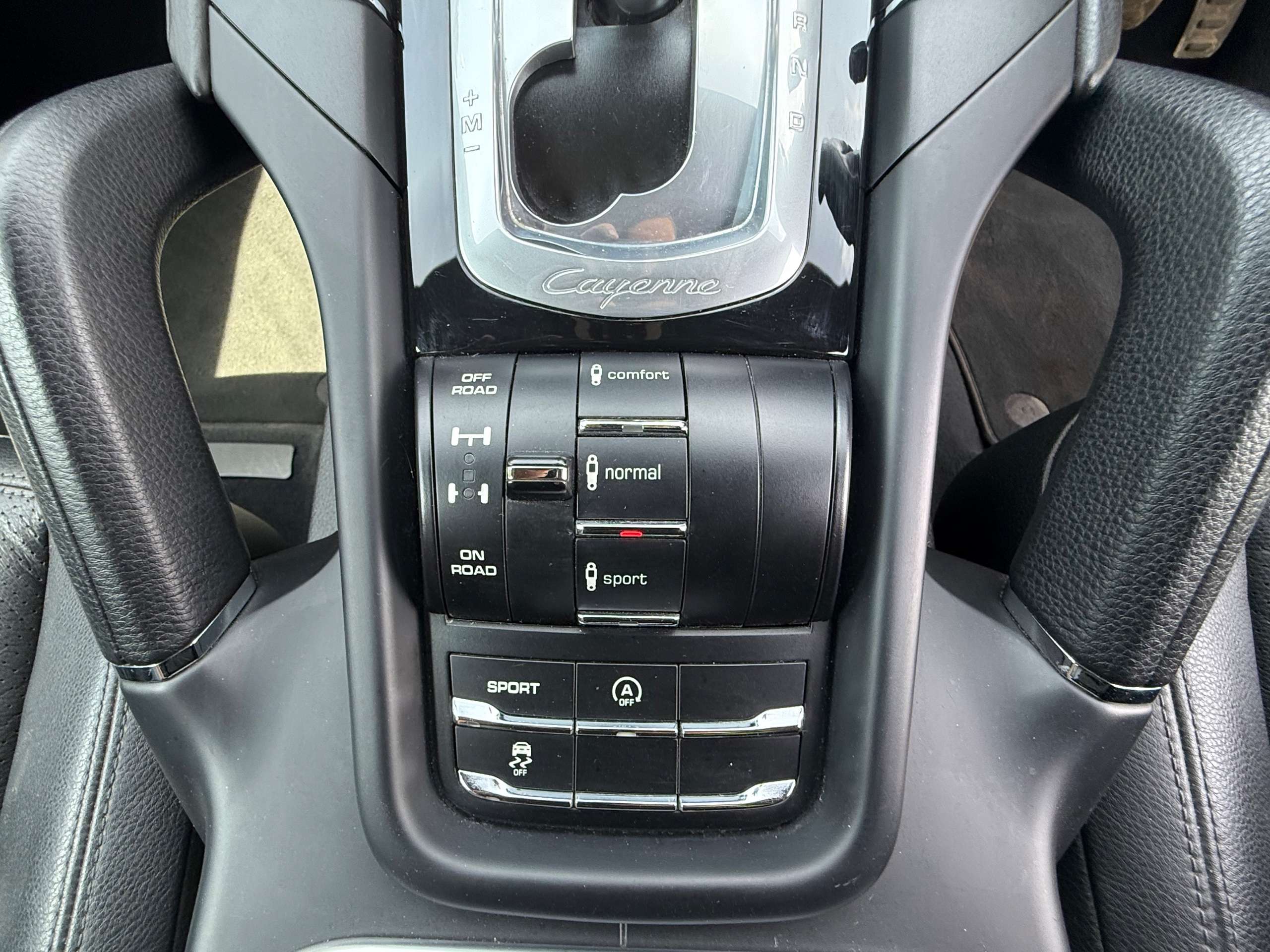 2013 PORSCHE CAYENNE 2013 PORSCHE CAYENNE