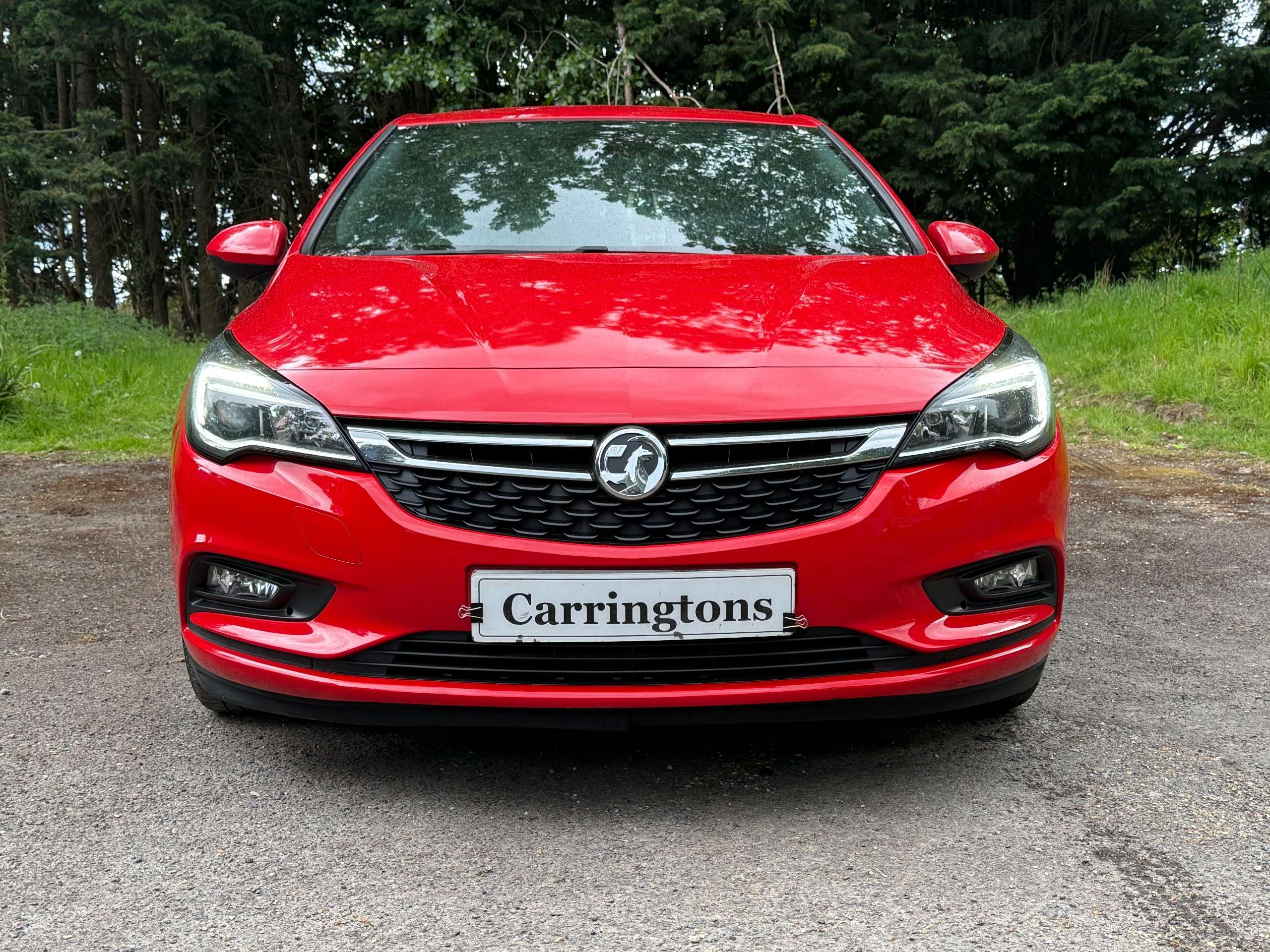 A 2016 VAUXHALL ASTRA 1.0i Turbo ecoFLEX SRi Nav Hatchback 5dr Petrol Manual Euro 6 (s/s) (105 ps) A 2016 VAUXHALL ASTRA 1.0i Turbo ecoFLEX SRi Nav Hatchback 5dr Petrol Manual Euro 6 (s/s) (105 ps)