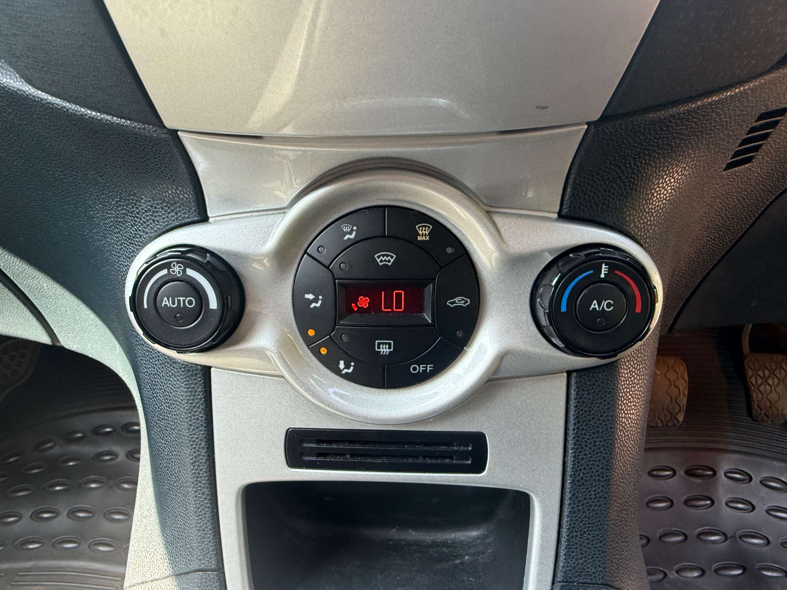2012 FORD FIESTA 2012 FORD FIESTA