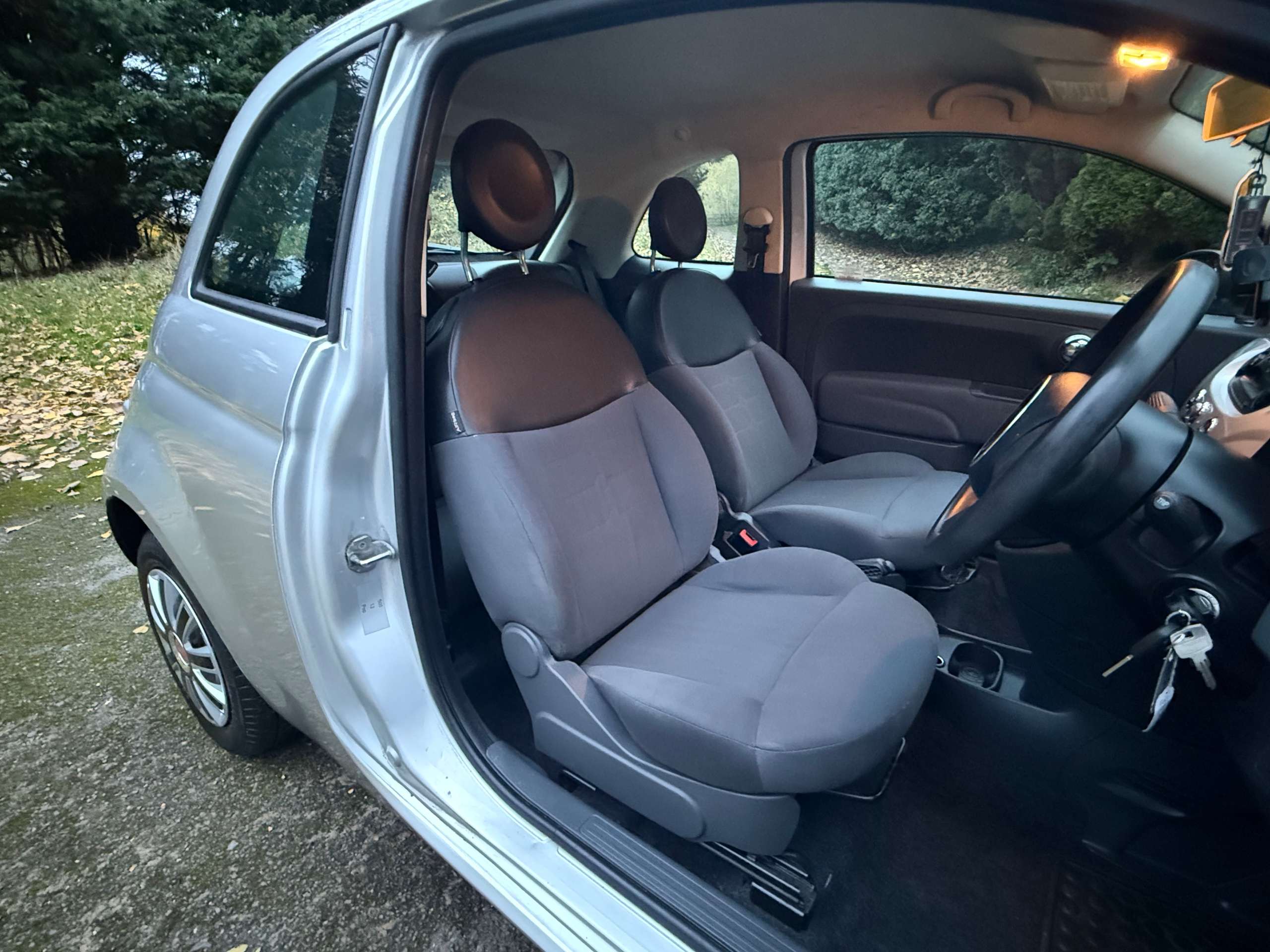 2010 FIAT 500 2010 FIAT 500