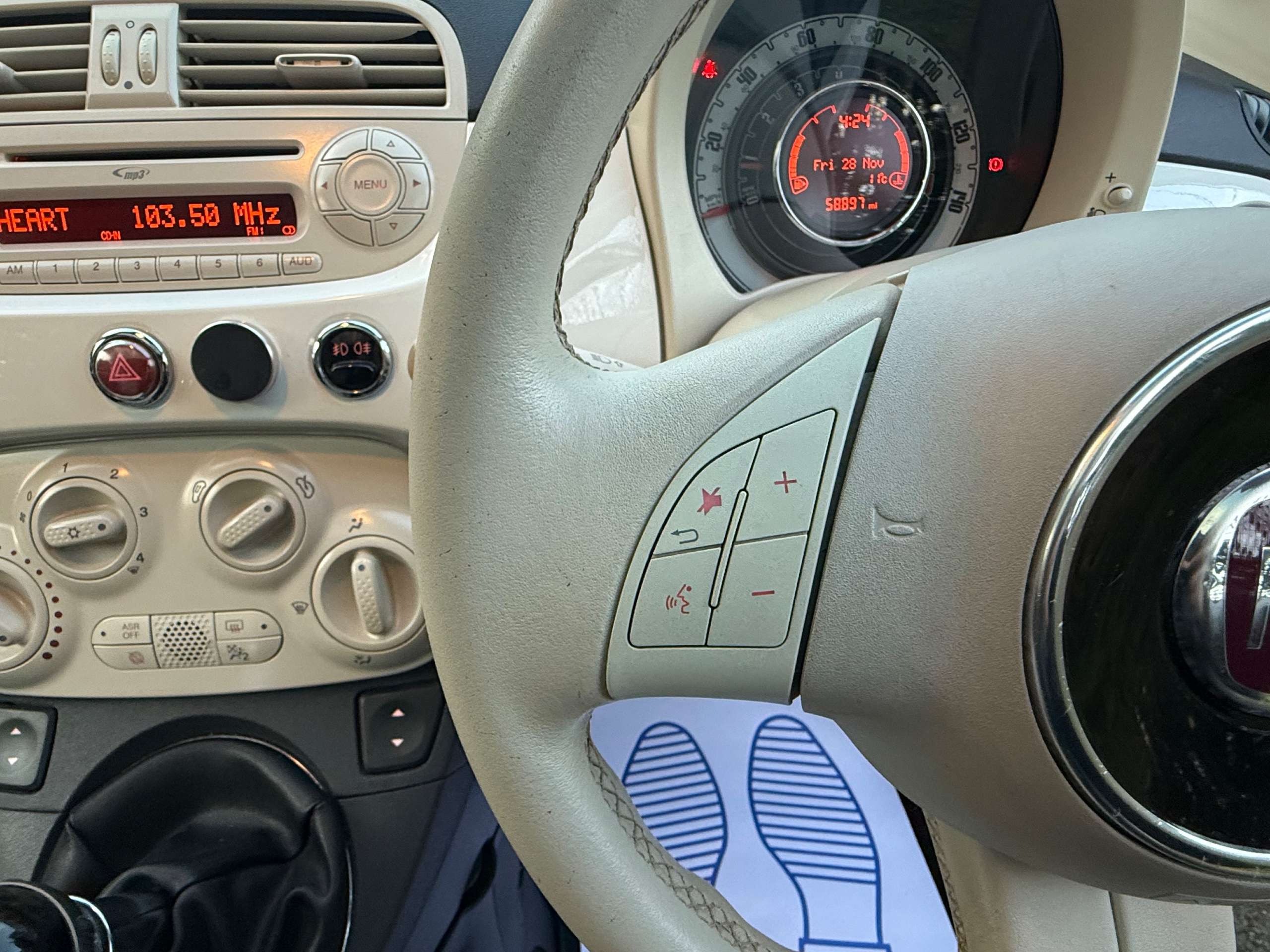 2015 FIAT 500 2015 FIAT 500