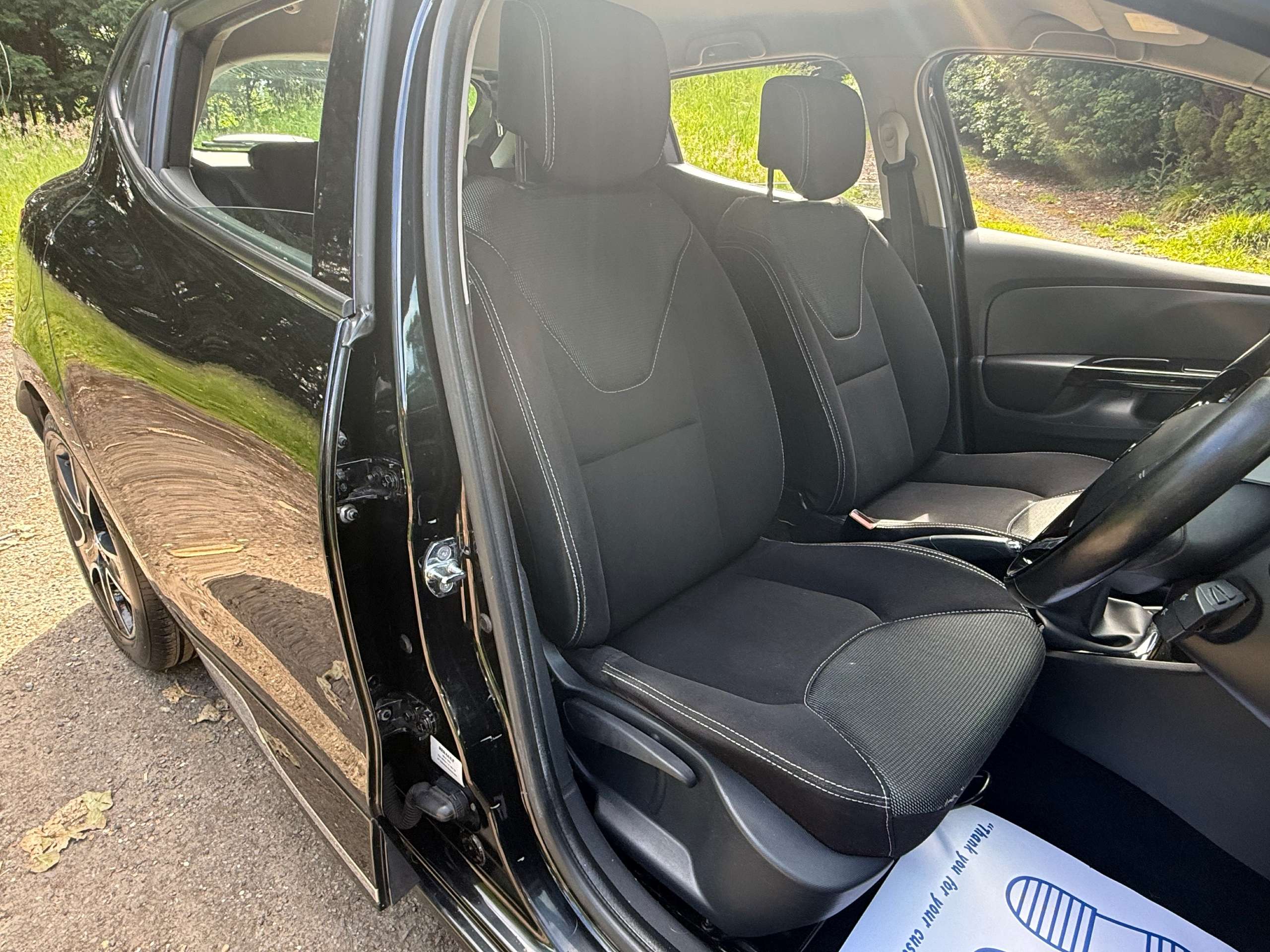 2014 RENAULT CLIO 2014 RENAULT CLIO