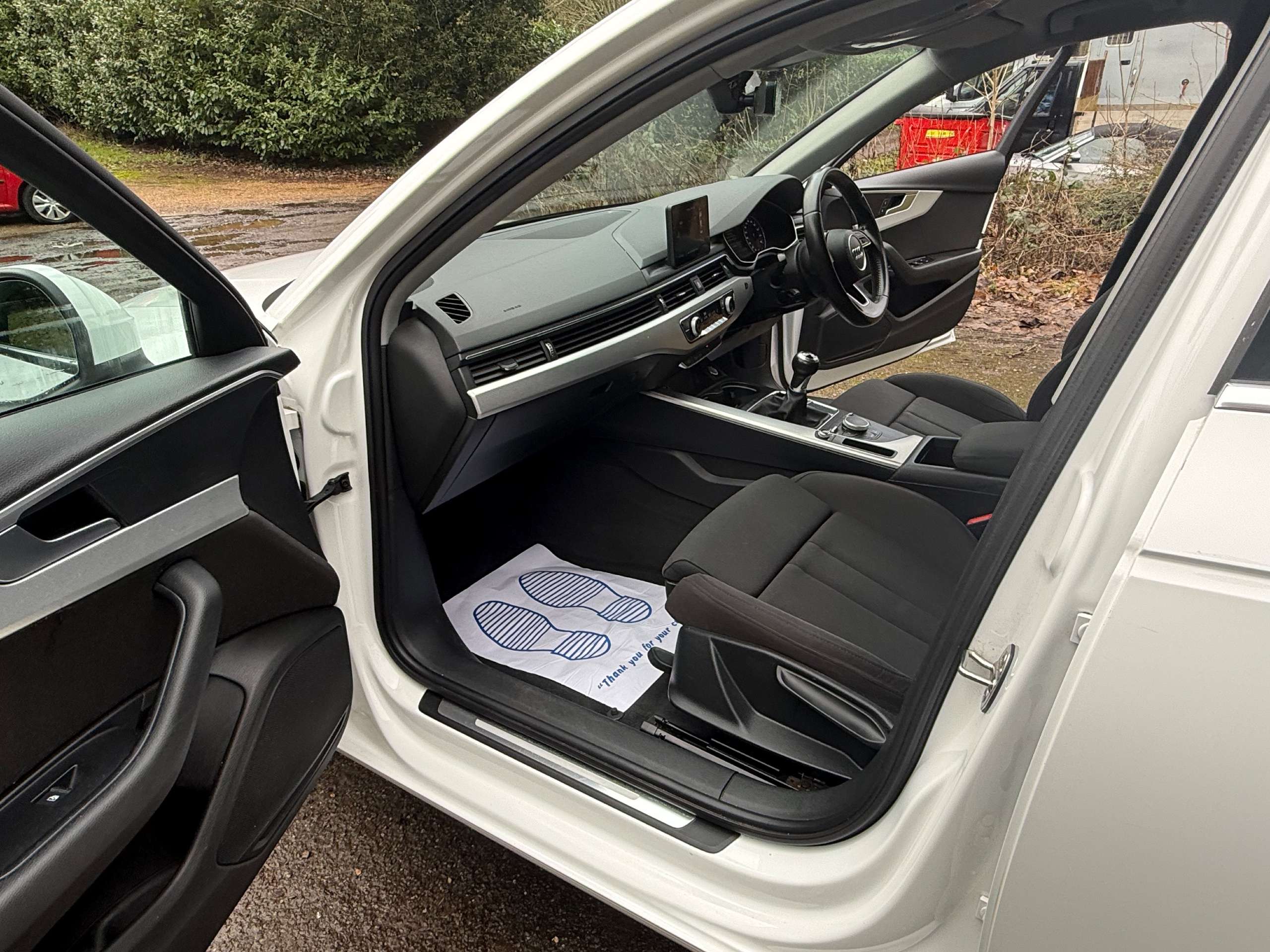 2017 AUDI A4 2017 AUDI A4