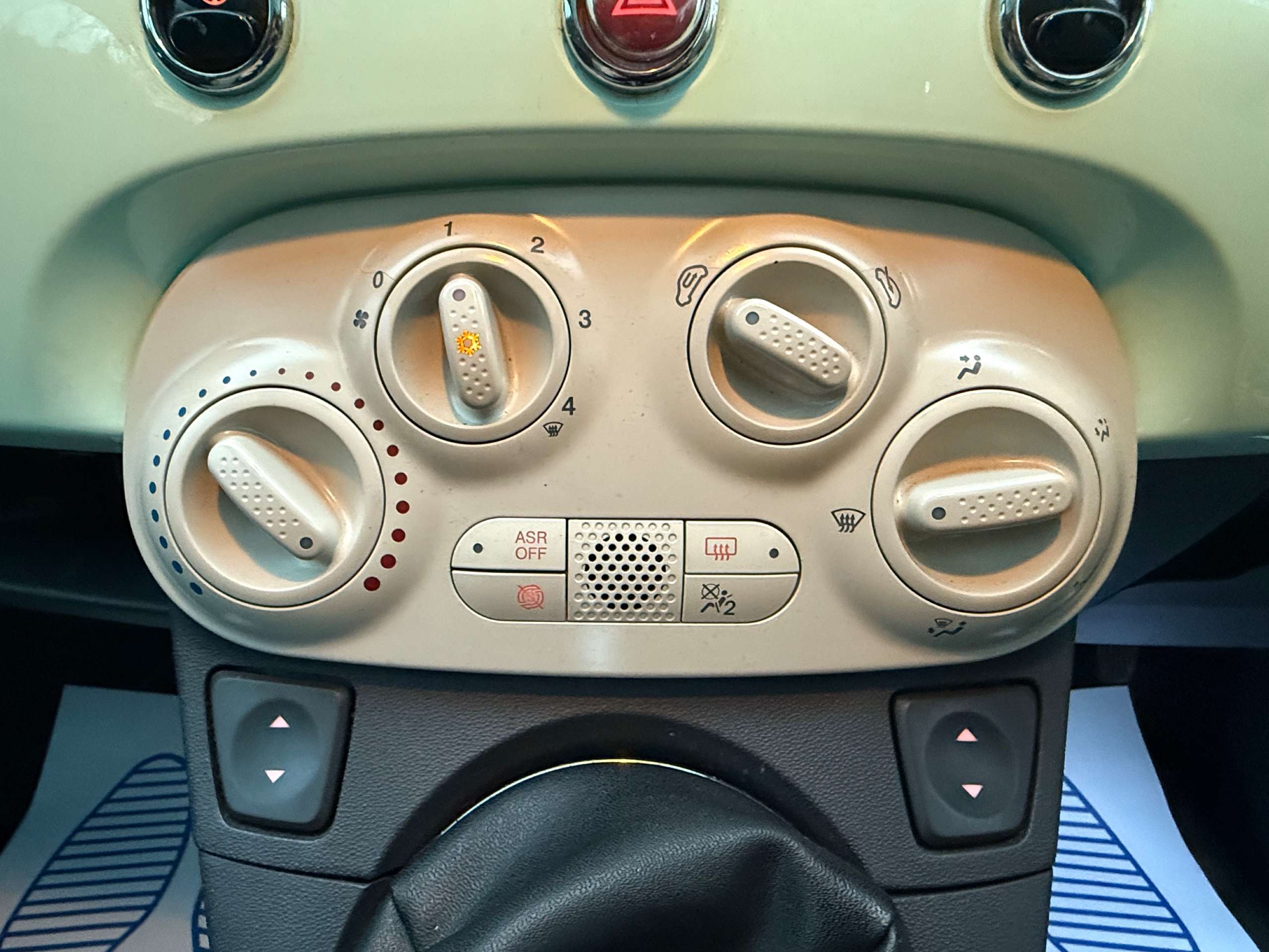 2014 FIAT 500 2014 FIAT 500