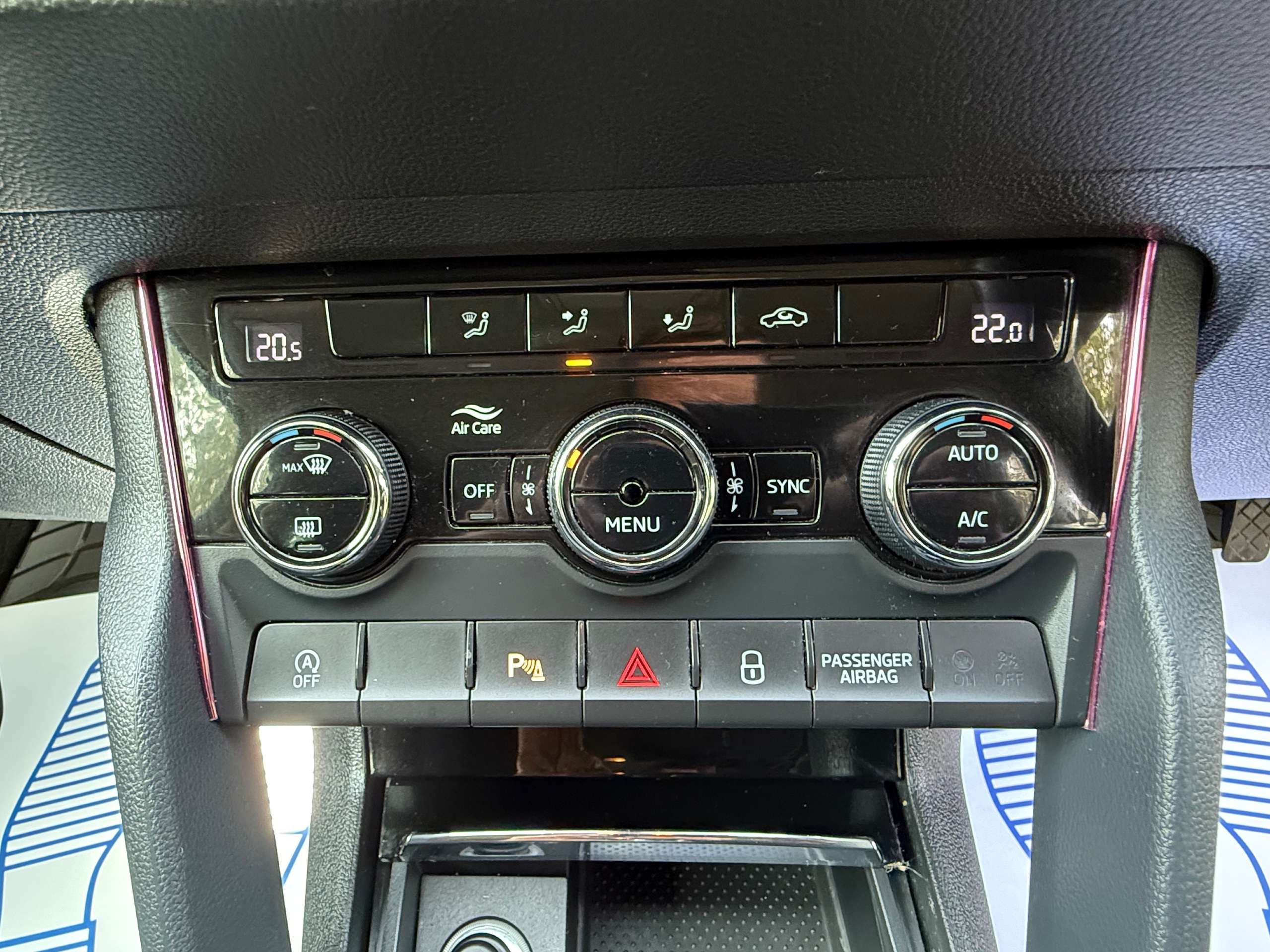 2018 SKODA KAROQ 2018 SKODA KAROQ