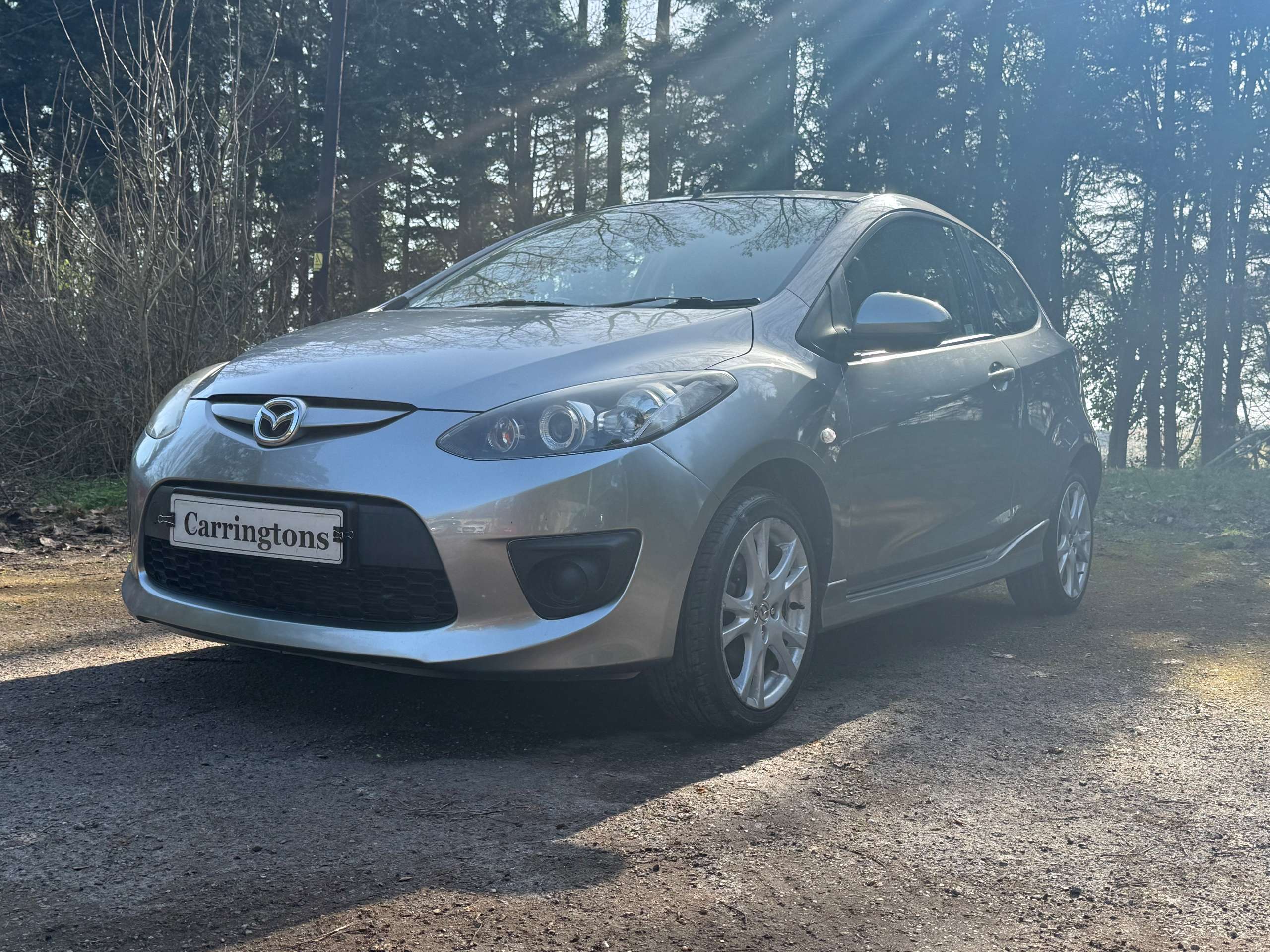 A 2010 MAZDA MAZDA2 1.3 Tamura Hatchback 3dr Petrol Manual Euro 4 (86 ps) A 2010 MAZDA MAZDA2 1.3 Tamura Hatchback 3dr Petrol Manual Euro 4 (86 ps)