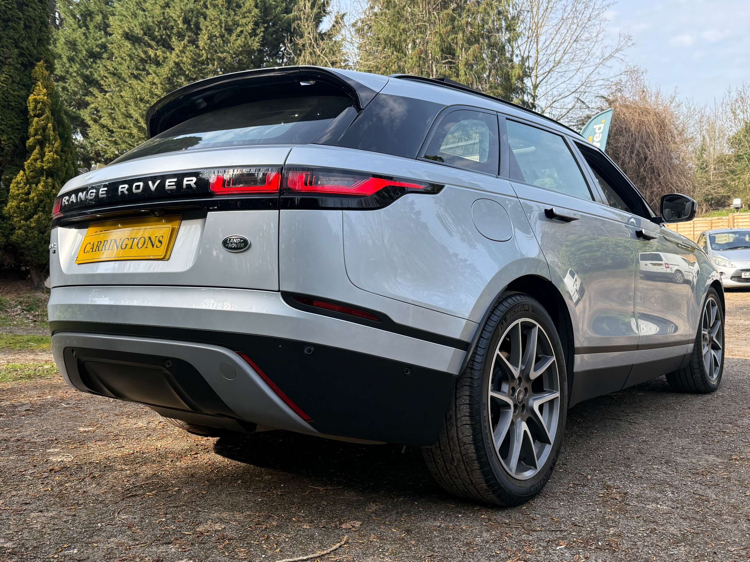 2021 LAND ROVER RANGE ROVER VELAR 2021 LAND ROVER RANGE ROVER VELAR