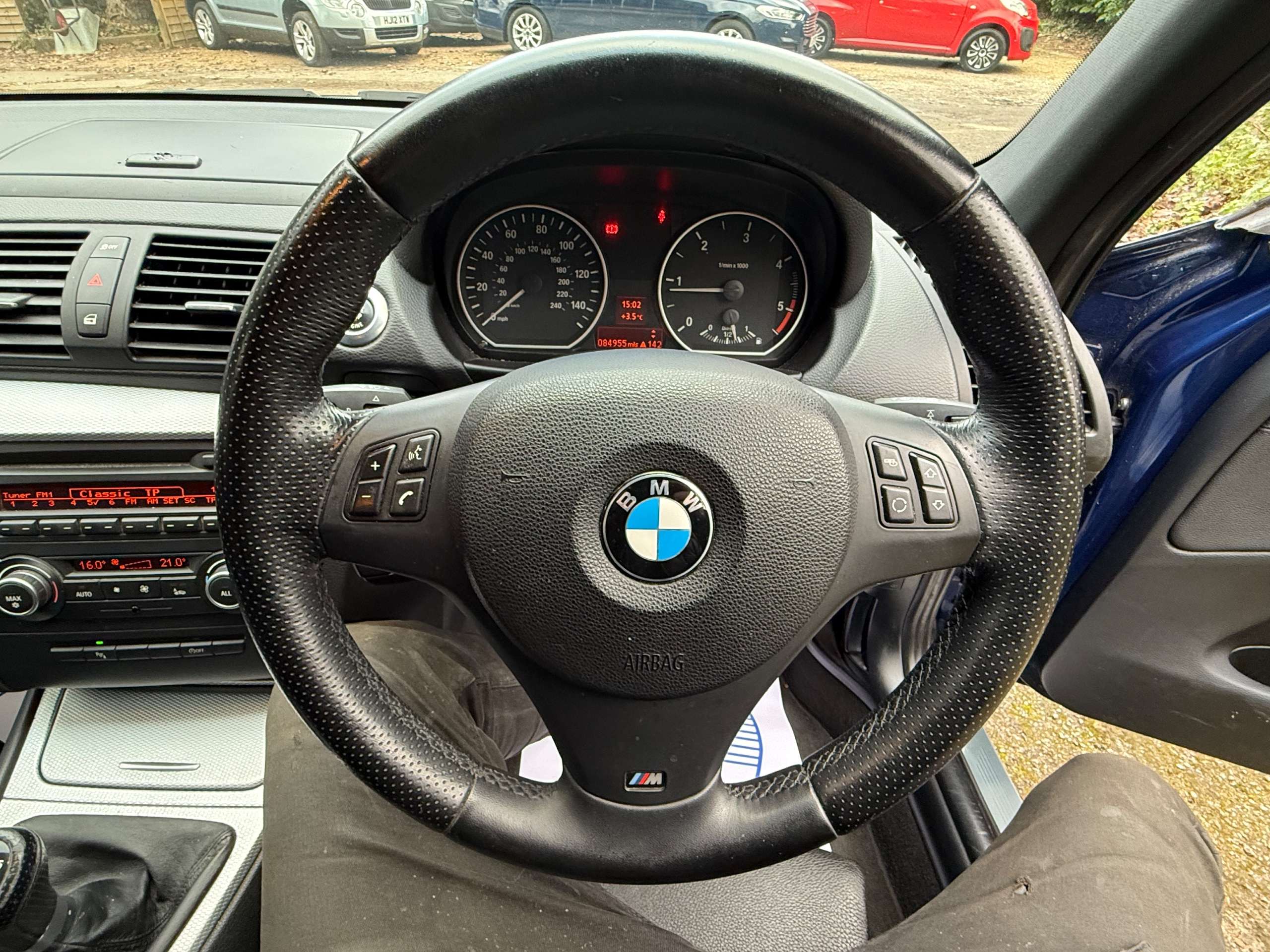 2011 BMW 1 SERIES 2011 BMW 1 SERIES