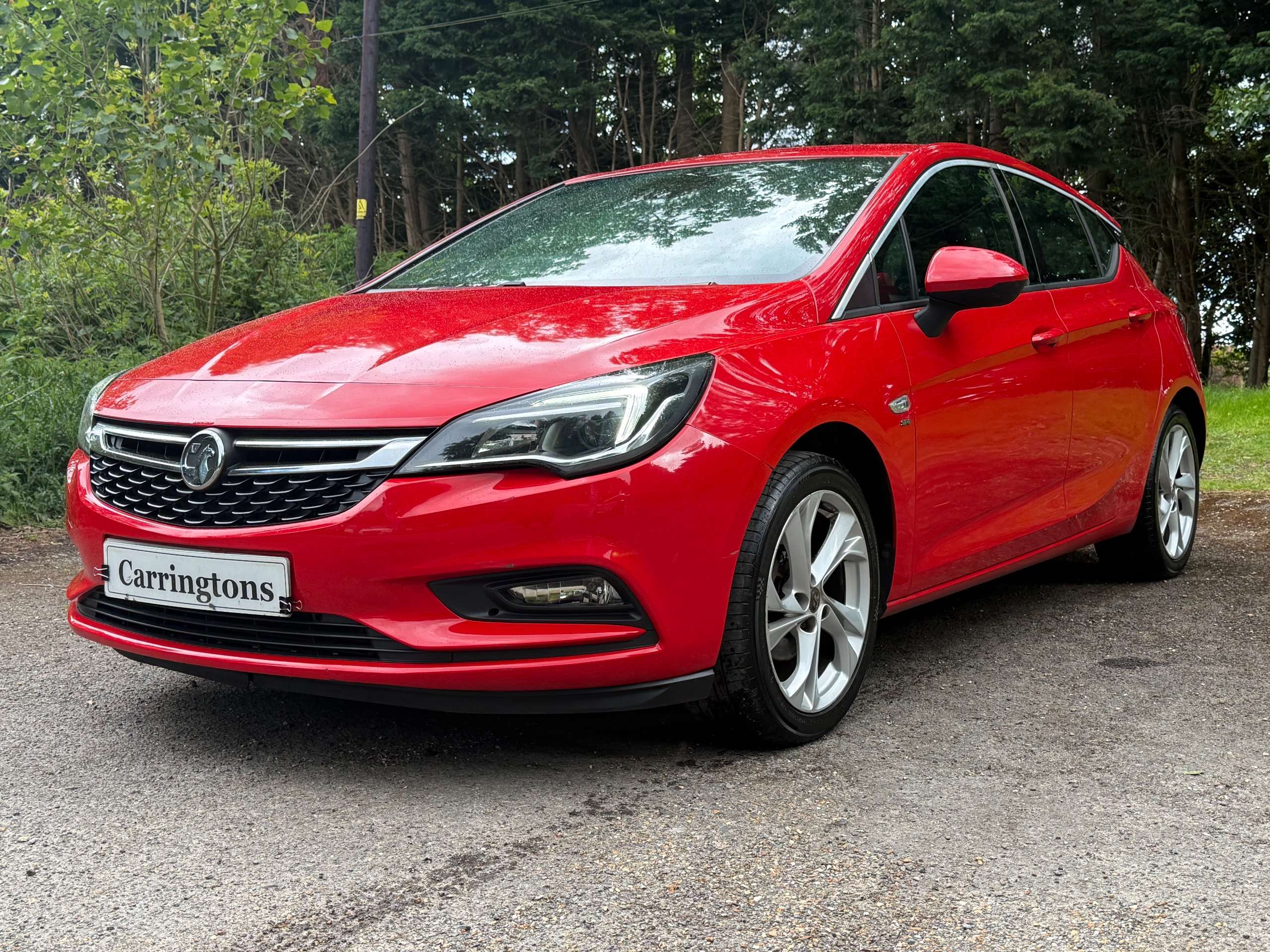 A 2016 VAUXHALL ASTRA 1.0i Turbo ecoFLEX SRi Nav Hatchback 5dr Petrol Manual Euro 6 (s/s) (105 ps) A 2016 VAUXHALL ASTRA 1.0i Turbo ecoFLEX SRi Nav Hatchback 5dr Petrol Manual Euro 6 (s/s) (105 ps)