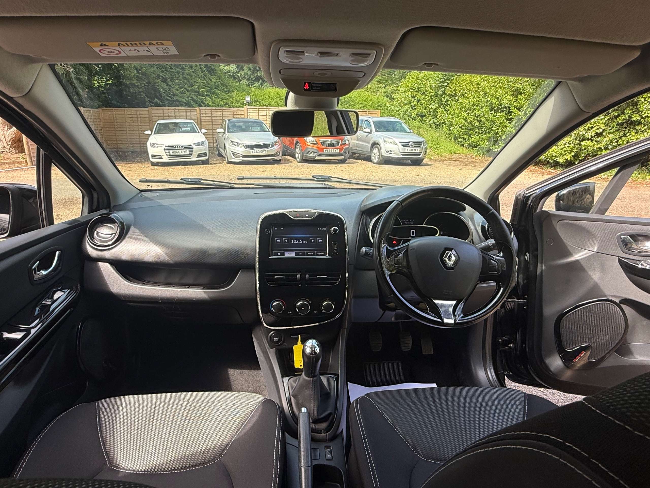 2014 RENAULT CLIO 2014 RENAULT CLIO