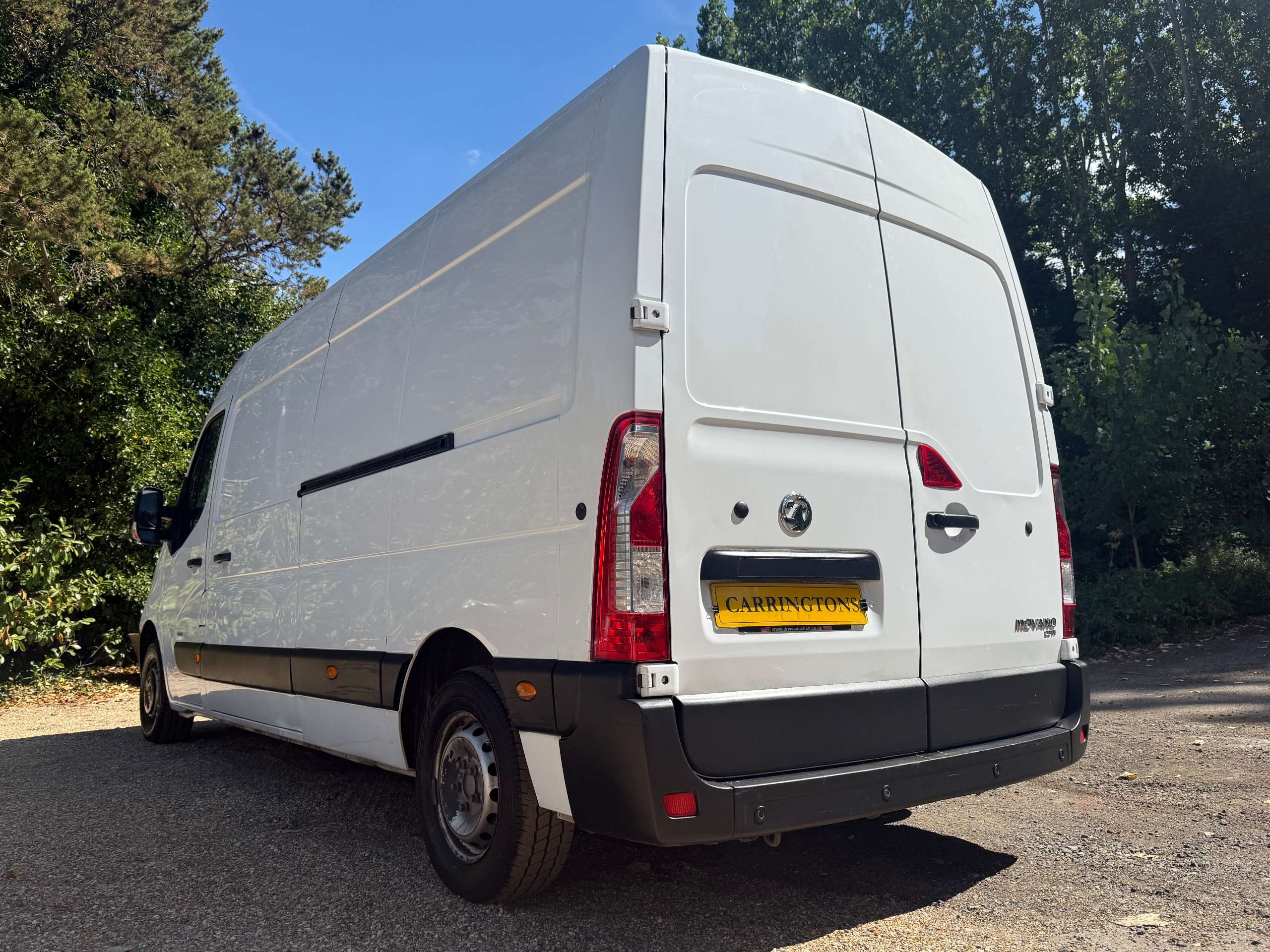 A 2019 VAUXHALL MOVANO 2.3 CDTi 3500 Panel Van 5dr Diesel Manual FWD L3 H2 Euro 6 (130 ps) A 2019 VAUXHALL MOVANO 2.3 CDTi 3500 Panel Van 5dr Diesel Manual FWD L3 H2 Euro 6 (130 ps)