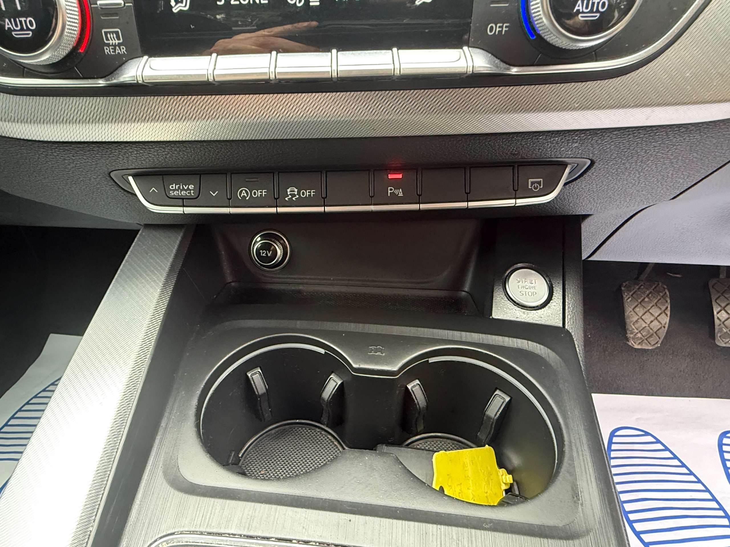 2017 AUDI A4 2017 AUDI A4