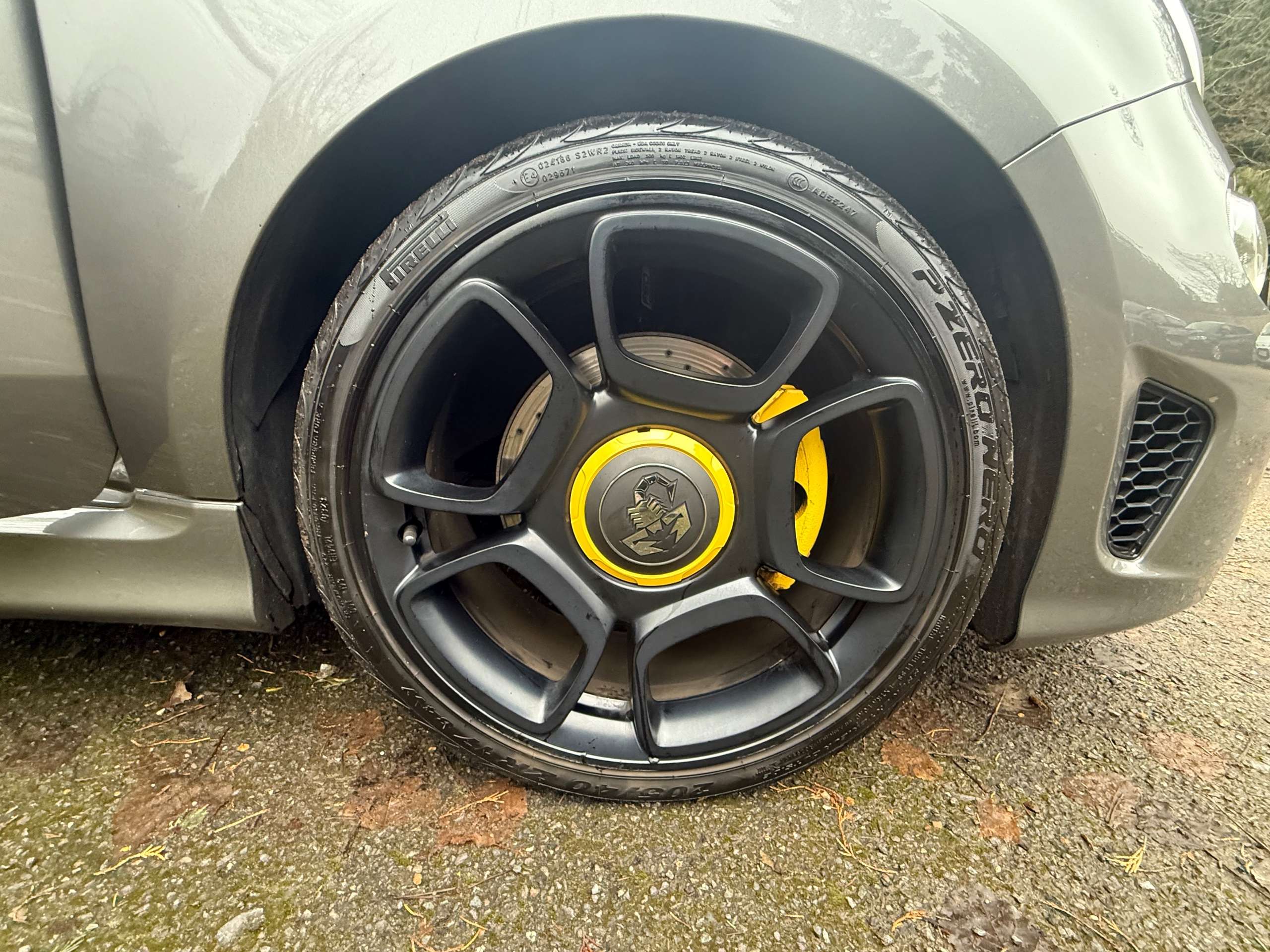 2018 ABARTH 595 2018 ABARTH 595