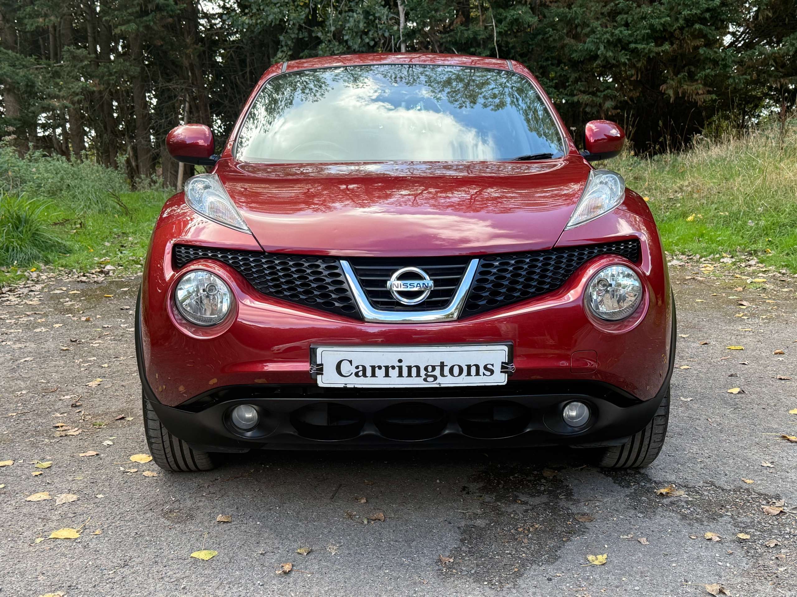 A 2011 NISSAN JUKE 1.6 Acenta SUV 5dr Petrol Manual Euro 5 (117 ps) A 2011 NISSAN JUKE 1.6 Acenta SUV 5dr Petrol Manual Euro 5 (117 ps)
