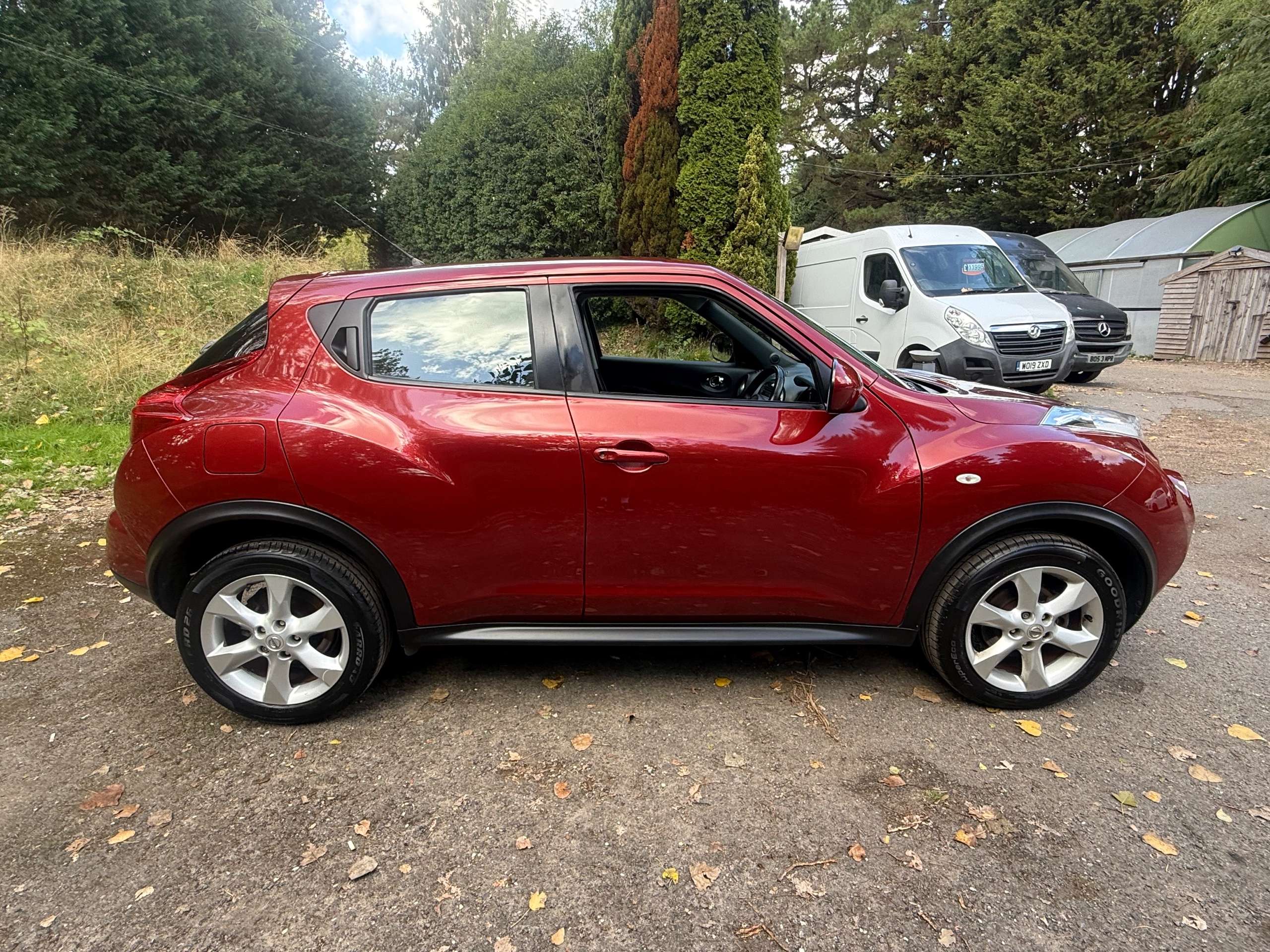 2011 NISSAN JUKE 2011 NISSAN JUKE