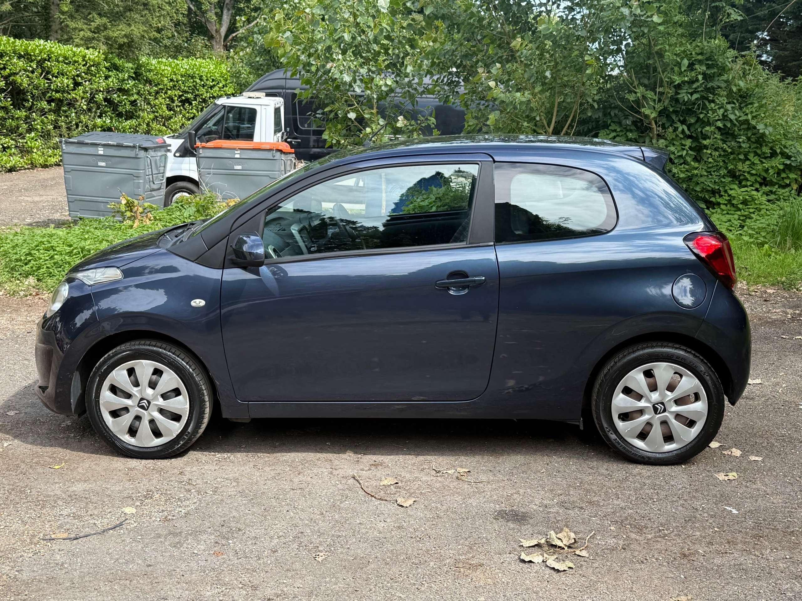 A 2014 CITROEN C1 1.0 VTi Feel Hatchback 3dr Petrol Manual Euro 5 (Euro 5) (68 ps) A 2014 CITROEN C1 1.0 VTi Feel Hatchback 3dr Petrol Manual Euro 5 (Euro 5) (68 ps)