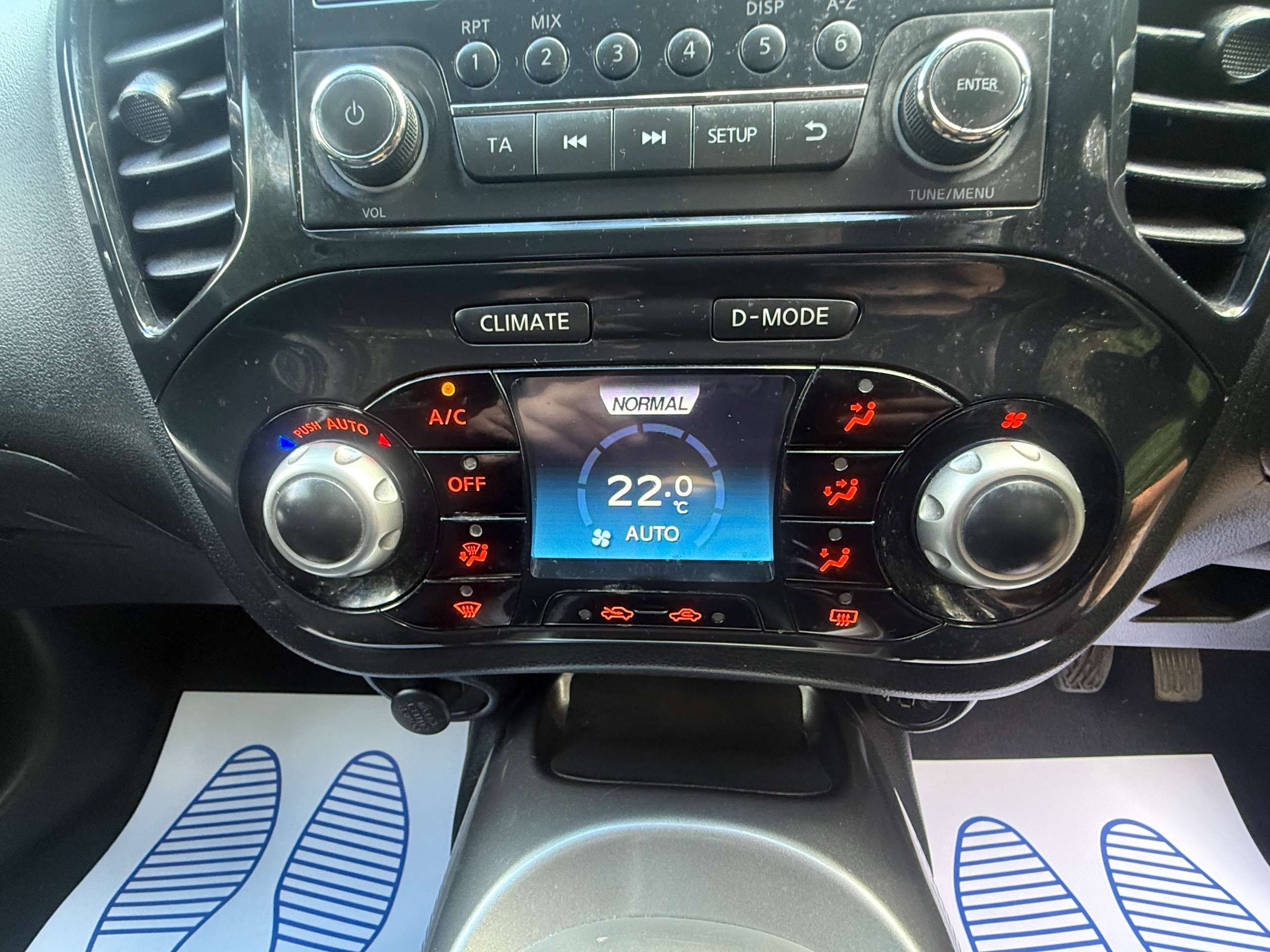 2011 NISSAN JUKE 2011 NISSAN JUKE