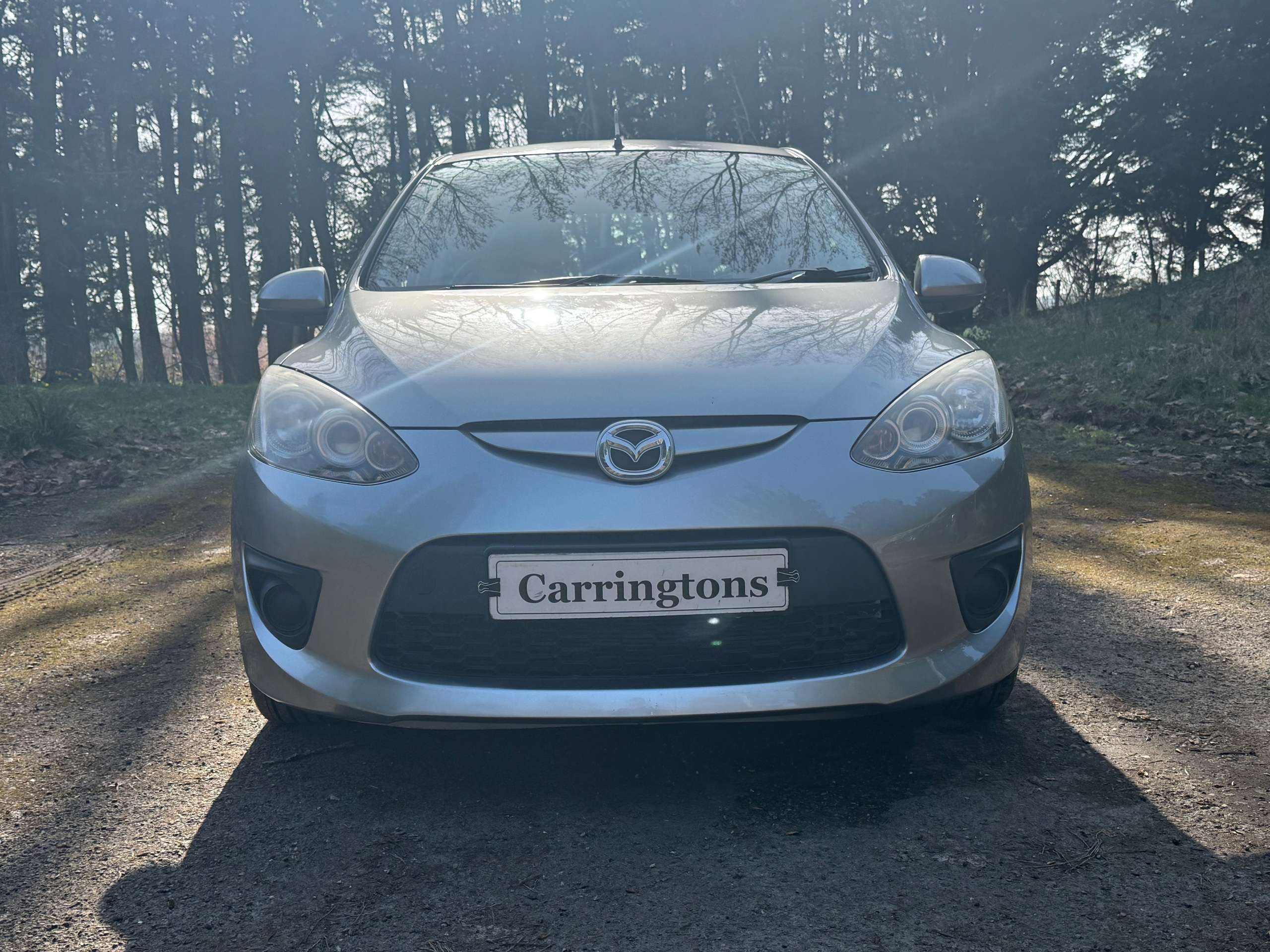 A 2010 MAZDA MAZDA2 1.3 Tamura Hatchback 3dr Petrol Manual Euro 4 (86 ps) A 2010 MAZDA MAZDA2 1.3 Tamura Hatchback 3dr Petrol Manual Euro 4 (86 ps)
