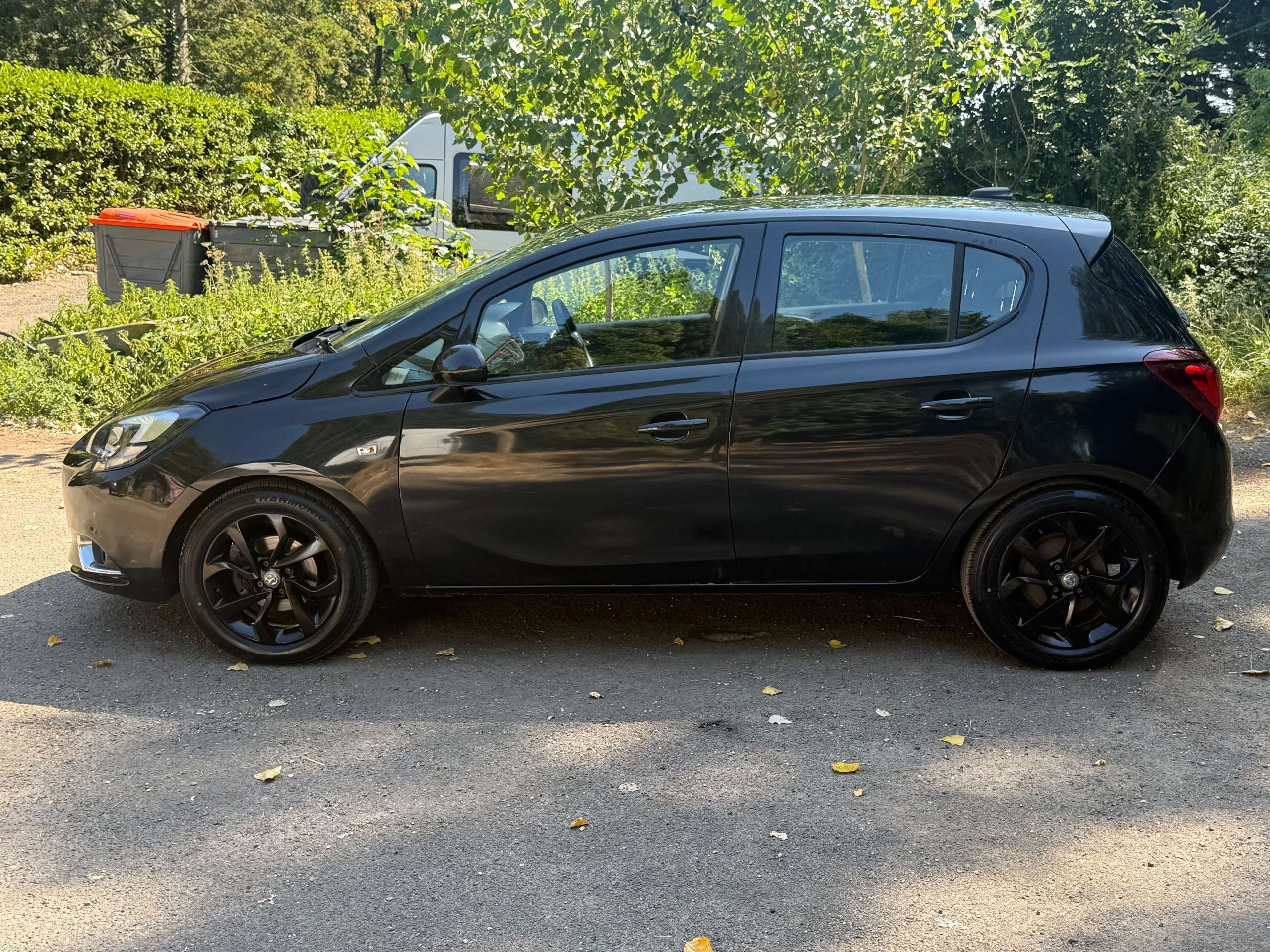 A 2016 VAUXHALL CORSA 1.4i ecoFLEX SRi Hatchback 5dr Petrol Manual Euro 6 (75 ps) A 2016 VAUXHALL CORSA 1.4i ecoFLEX SRi Hatchback 5dr Petrol Manual Euro 6 (75 ps)
