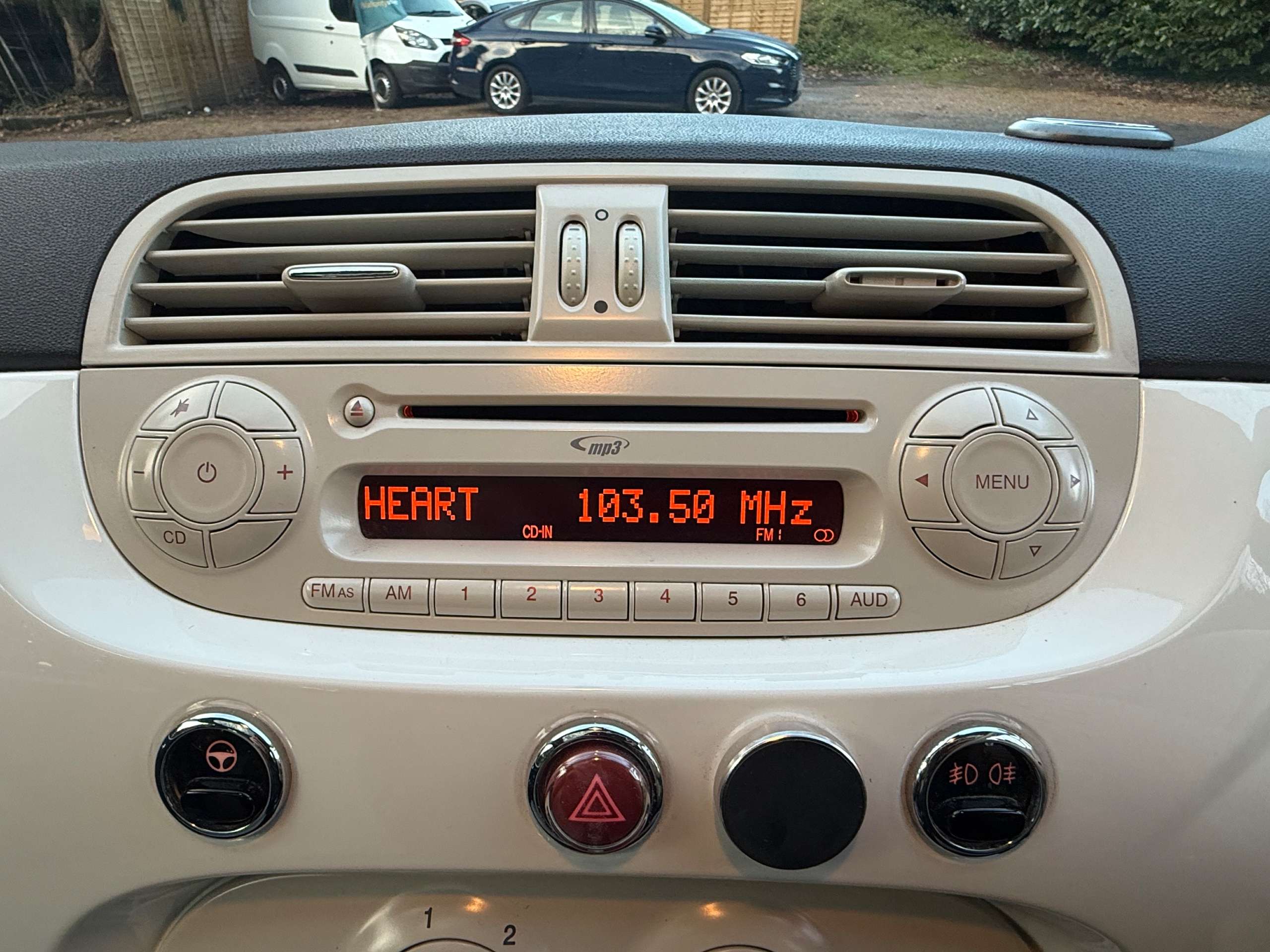 2015 FIAT 500 2015 FIAT 500