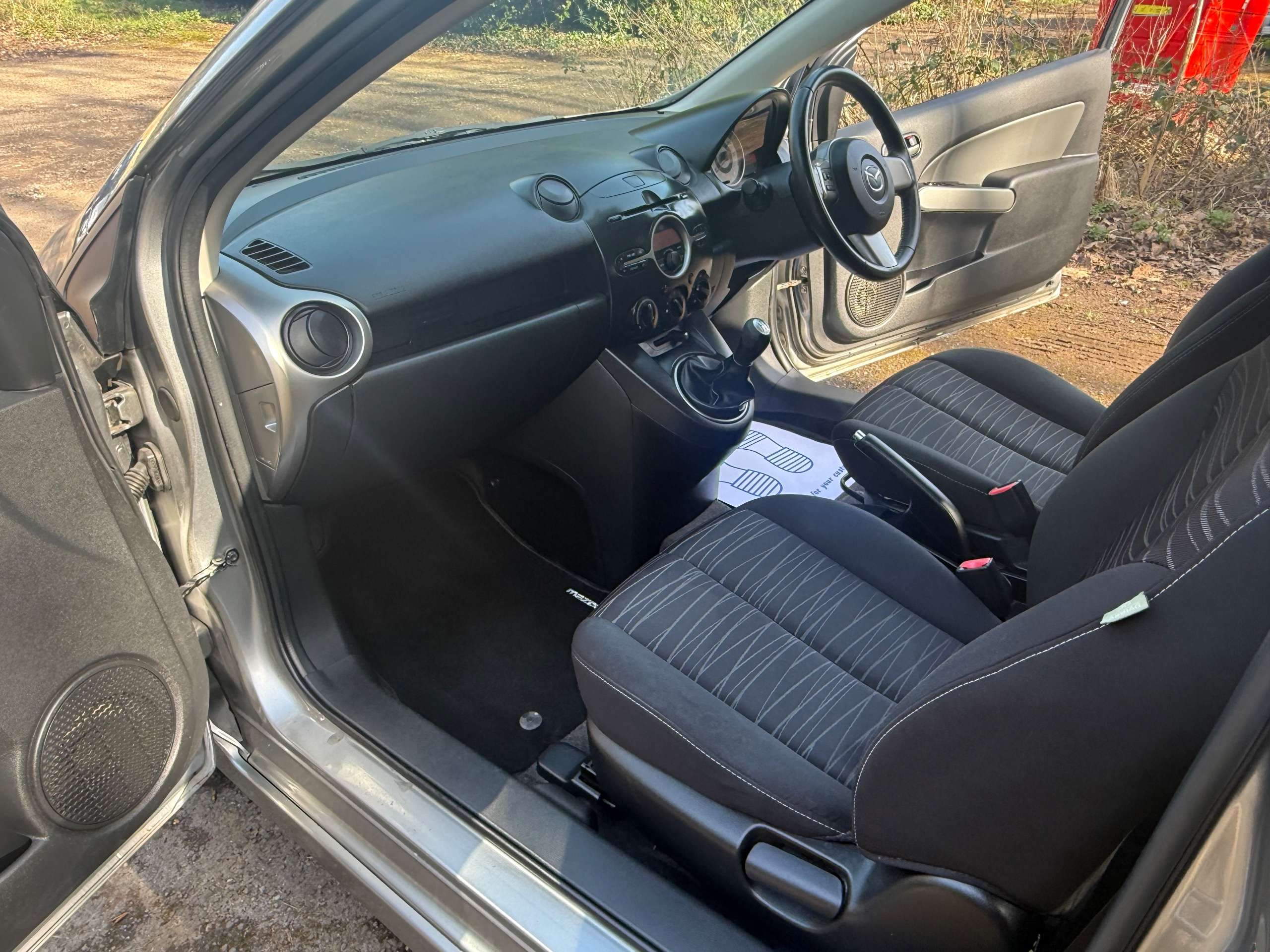 2010 MAZDA MAZDA2 2010 MAZDA MAZDA2