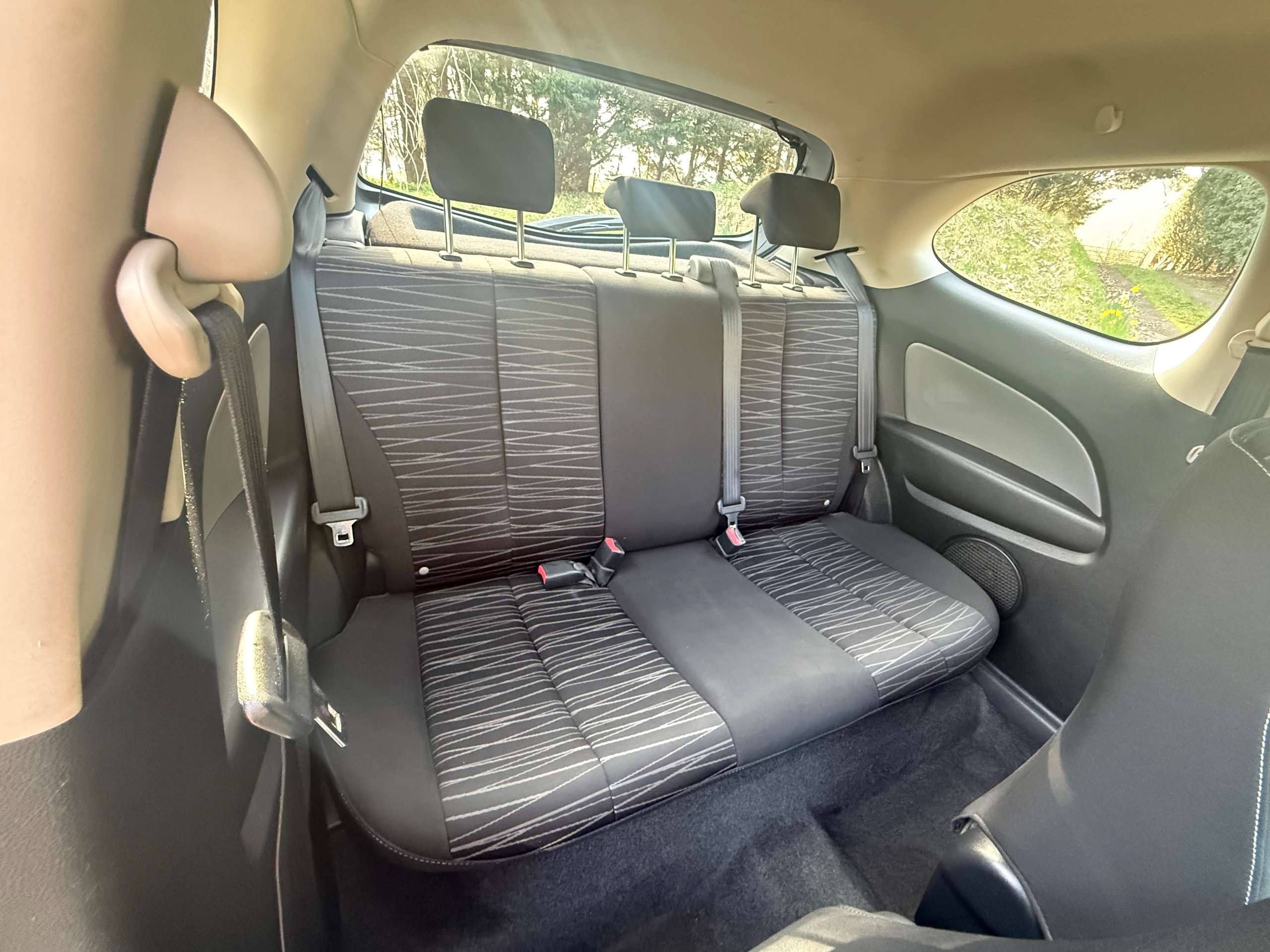 2010 MAZDA MAZDA2 2010 MAZDA MAZDA2