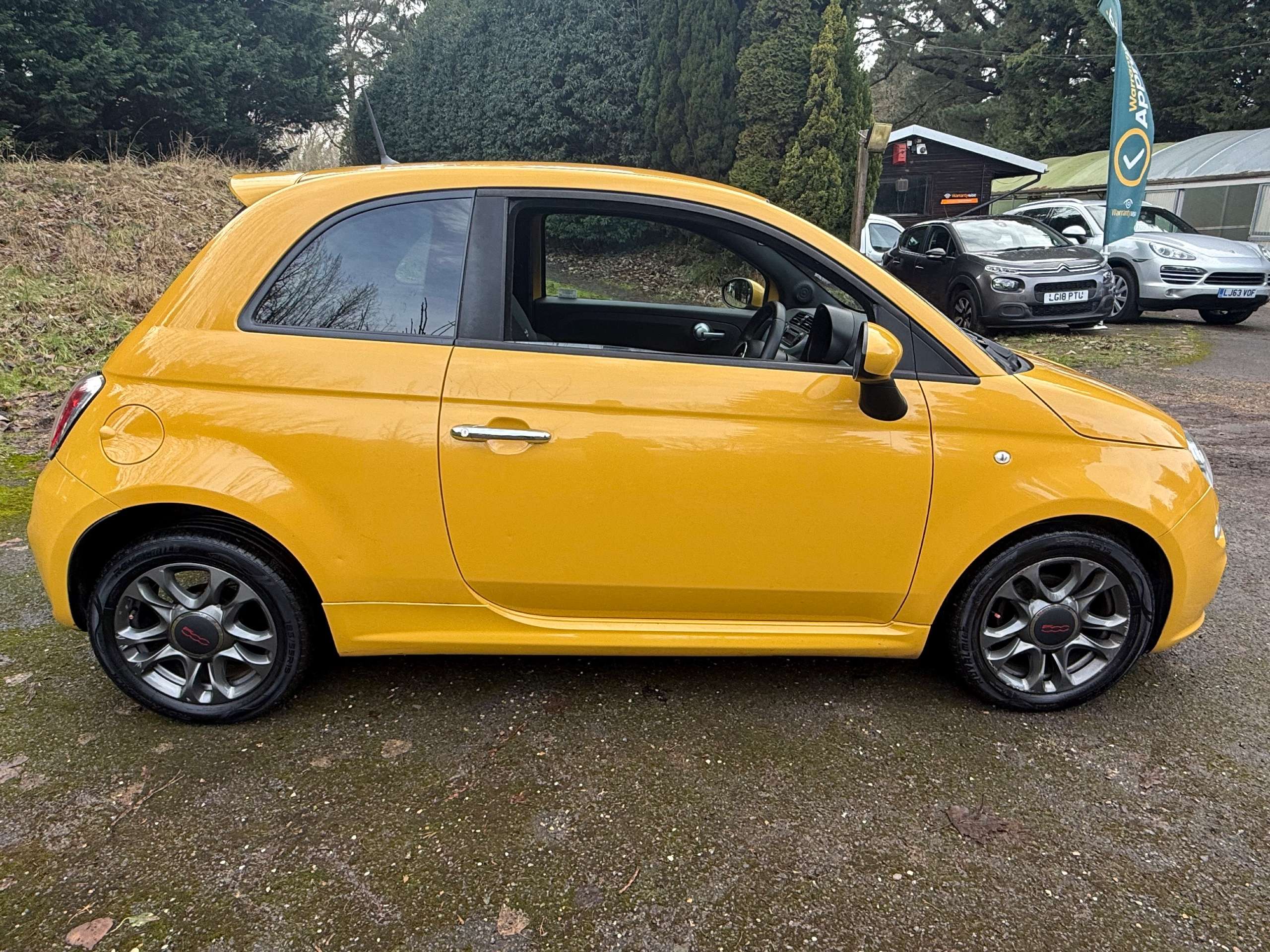2014 FIAT 500 2014 FIAT 500