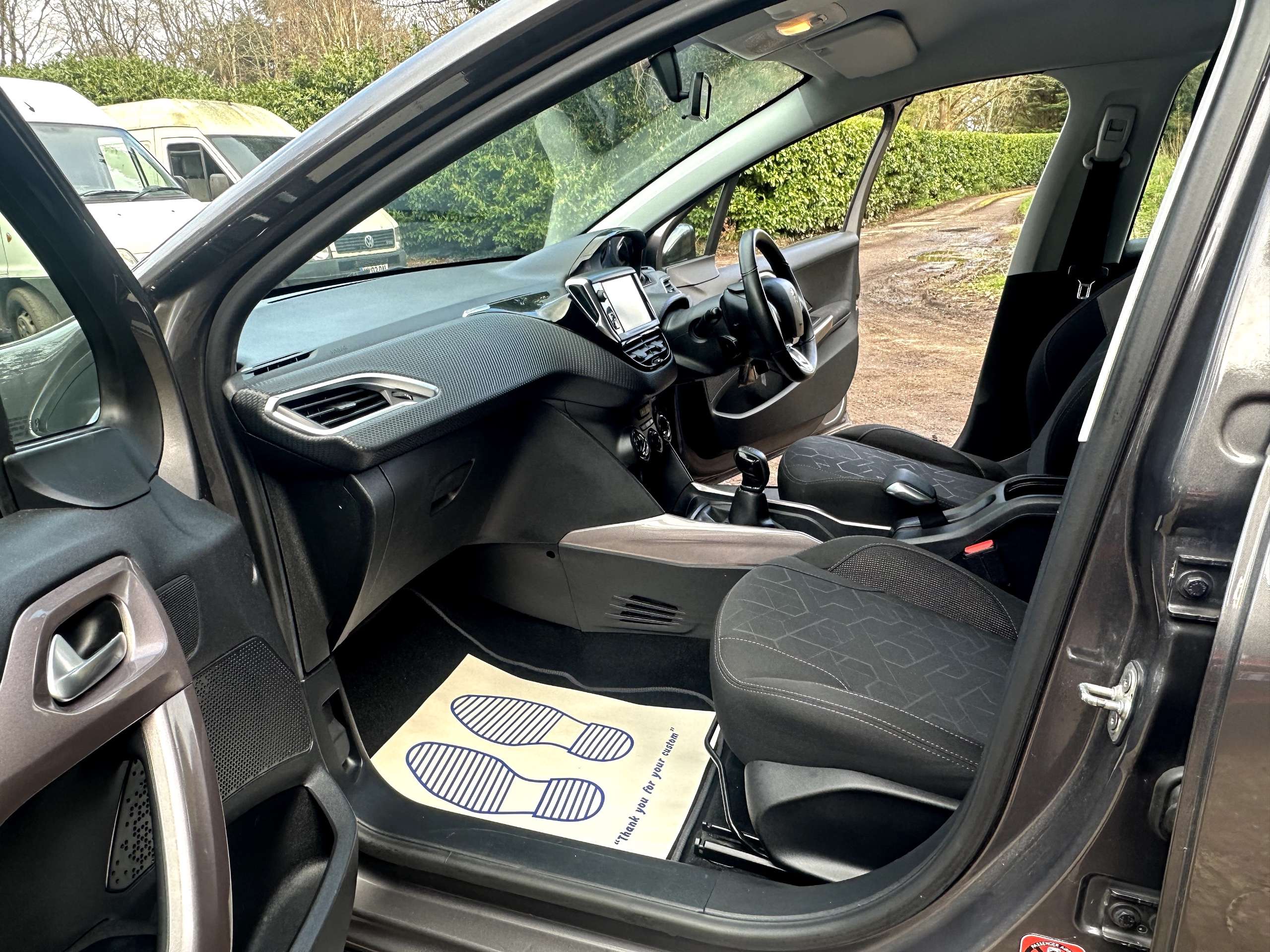 2016 PEUGEOT 2008 2016 PEUGEOT 2008