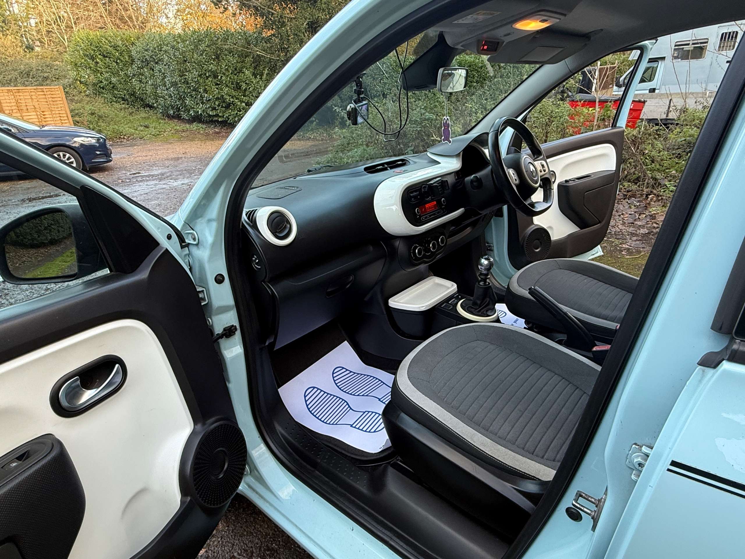 2015 RENAULT TWINGO 2015 RENAULT TWINGO