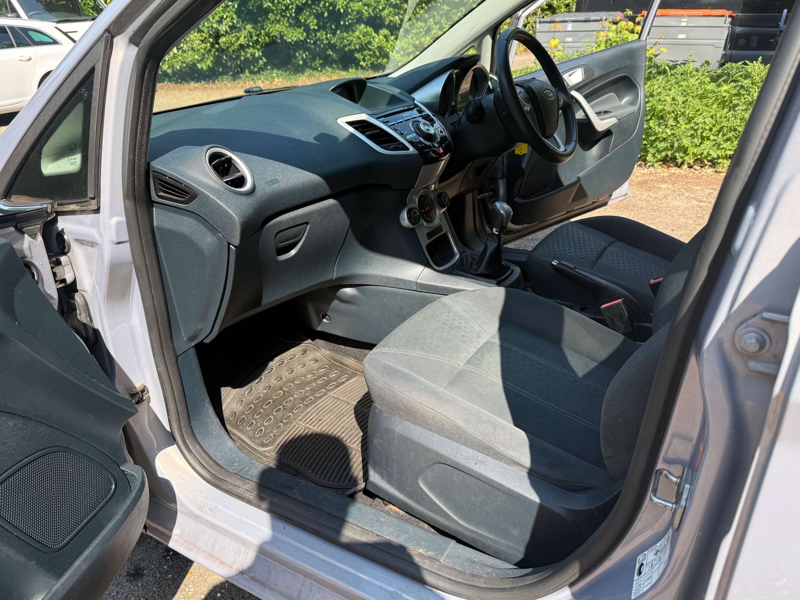 2012 FORD FIESTA 2012 FORD FIESTA