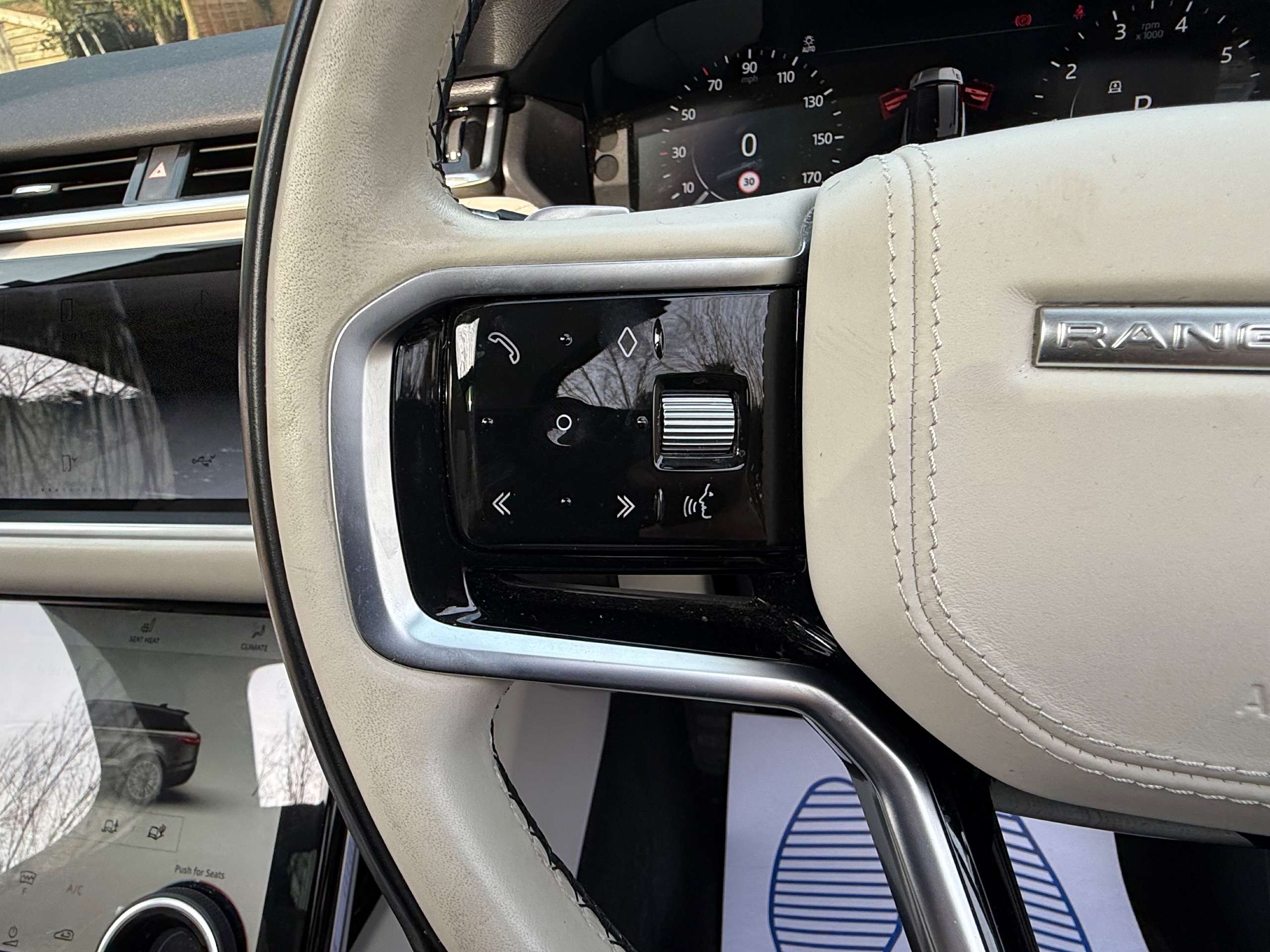 2021 LAND ROVER RANGE ROVER VELAR 2021 LAND ROVER RANGE ROVER VELAR