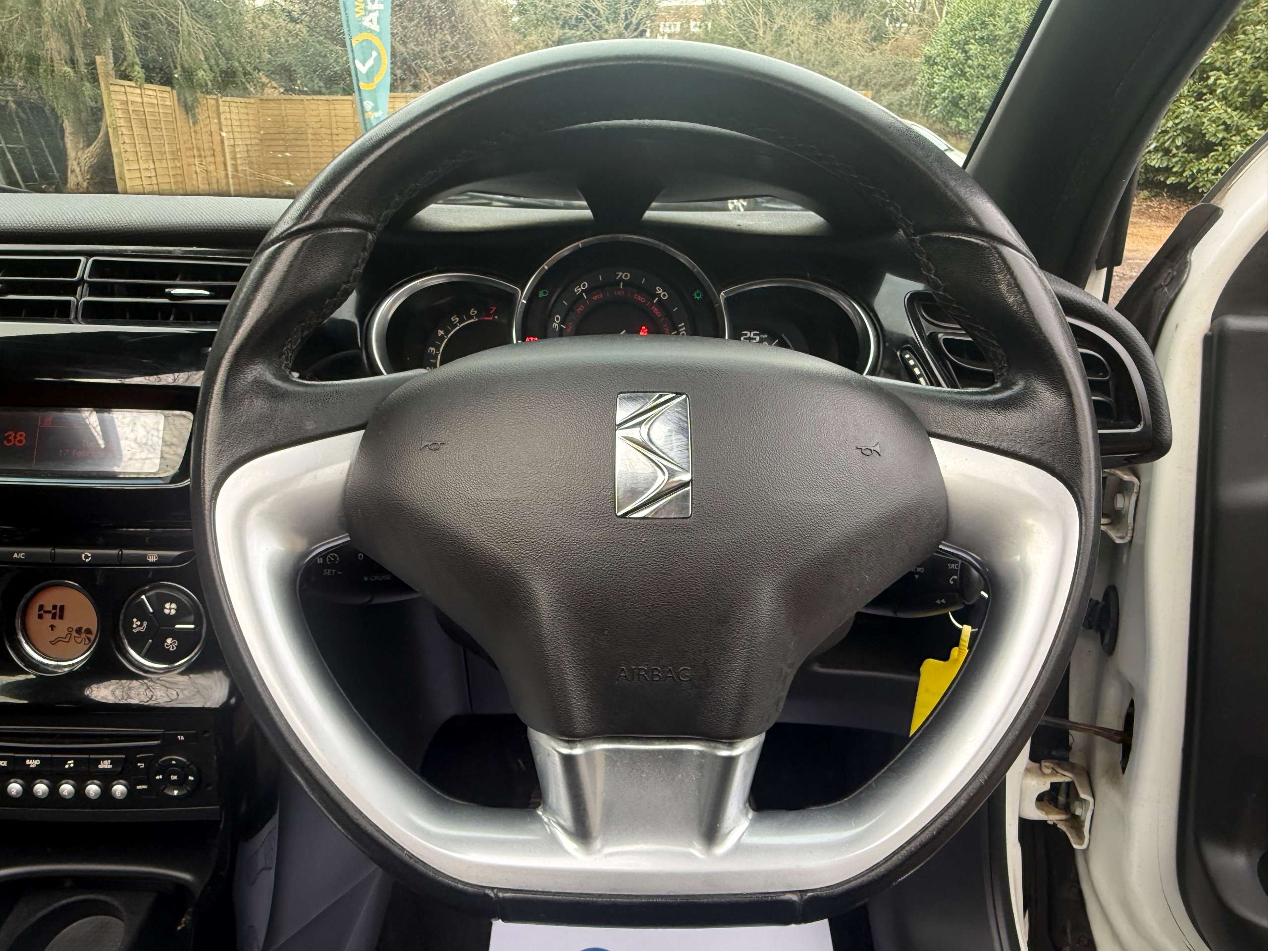 2014 CITROEN DS3 CABRIO 2014 CITROEN DS3 CABRIO