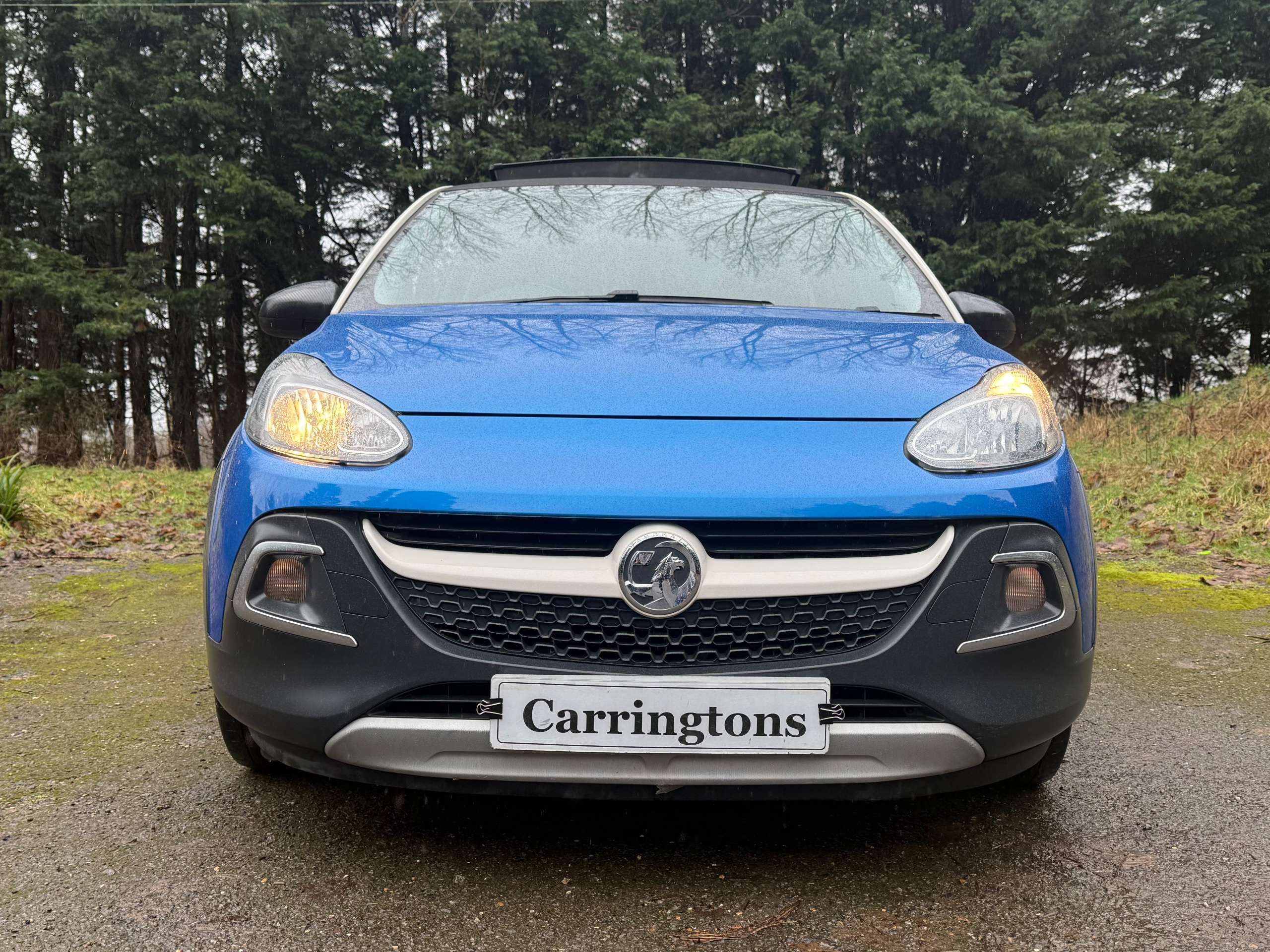 A 2015 VAUXHALL ADAM 1.2 16v ROCKS AIR Hatchback 3dr Petrol Manual Euro 5 (70 ps) A 2015 VAUXHALL ADAM 1.2 16v ROCKS AIR Hatchback 3dr Petrol Manual Euro 5 (70 ps)