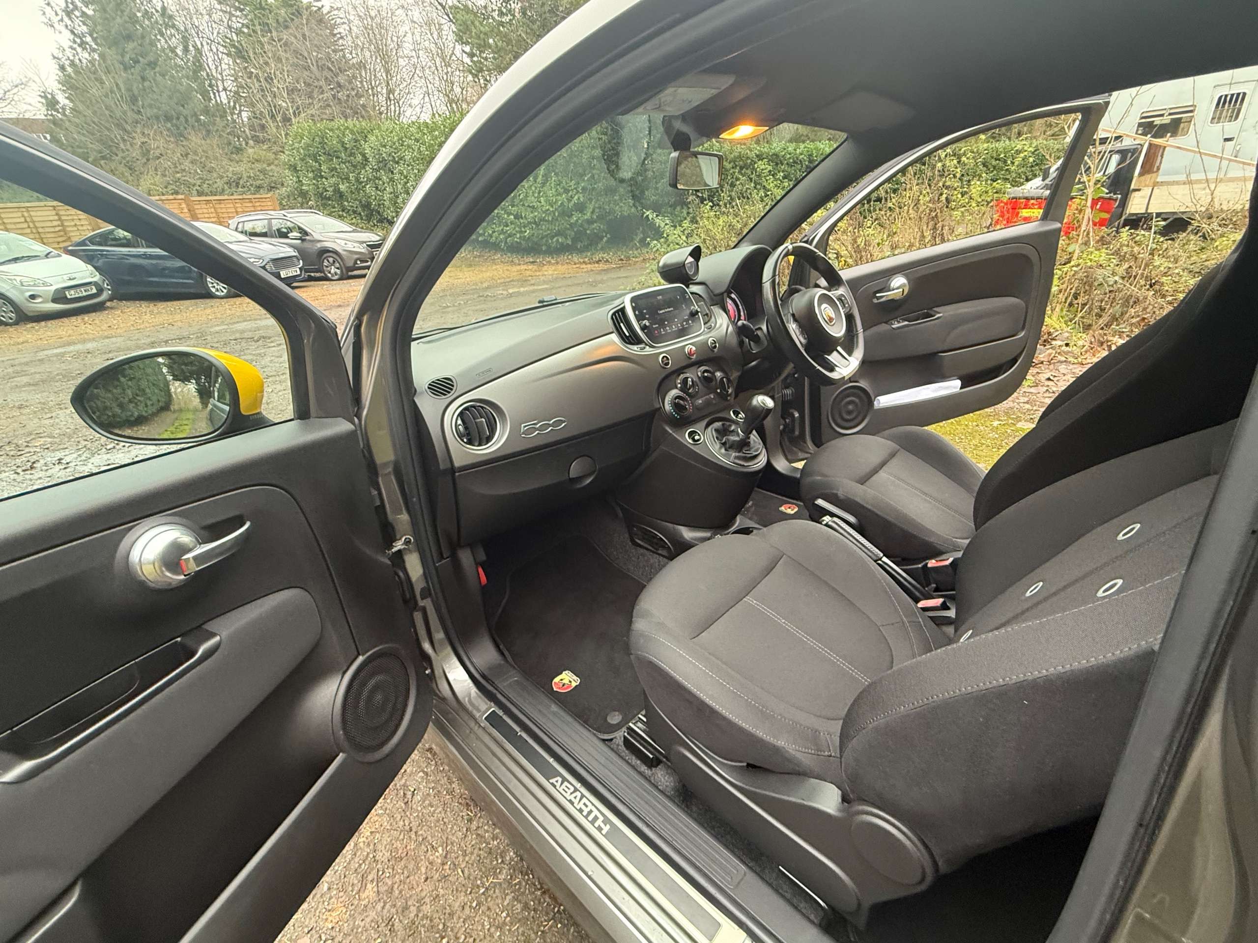 2018 ABARTH 595 2018 ABARTH 595