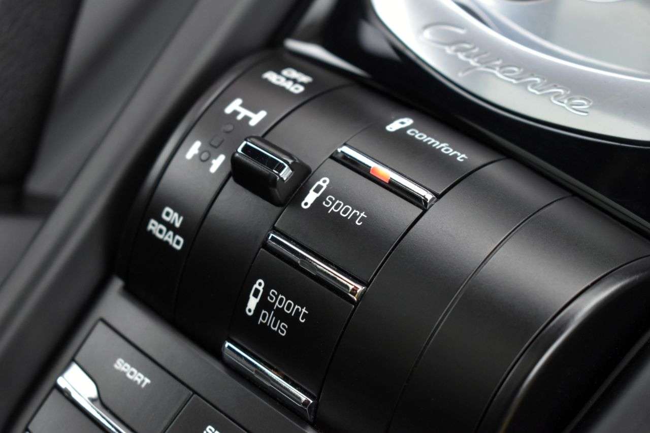 2014 PORSCHE CAYENNE 2014 PORSCHE CAYENNE