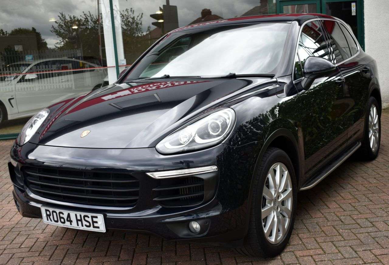 A 2014 PORSCHE CAYENNE 3.0D V6 TIPTRONIC S 4WD 5 DOOR 258 BHP (EURO 6) High Specification - See Li A 2014 PORSCHE CAYENNE 3.0D V6 TIPTRONIC S 4WD 5 DOOR 258 BHP (EURO 6) High Specification - See Li