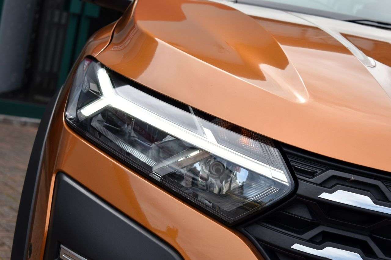 2022 DACIA SANDERO STEPWAY 2022 DACIA SANDERO STEPWAY