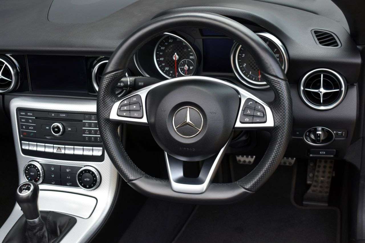 2017 MERCEDES-BENZ SLC 2017 MERCEDES-BENZ SLC