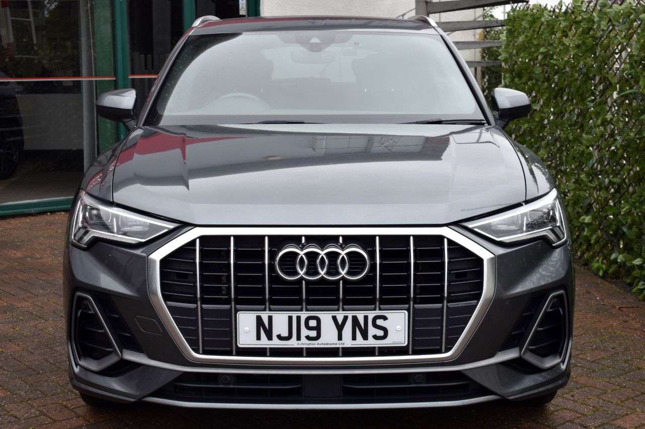 2019 AUDI Q3 2019 AUDI Q3