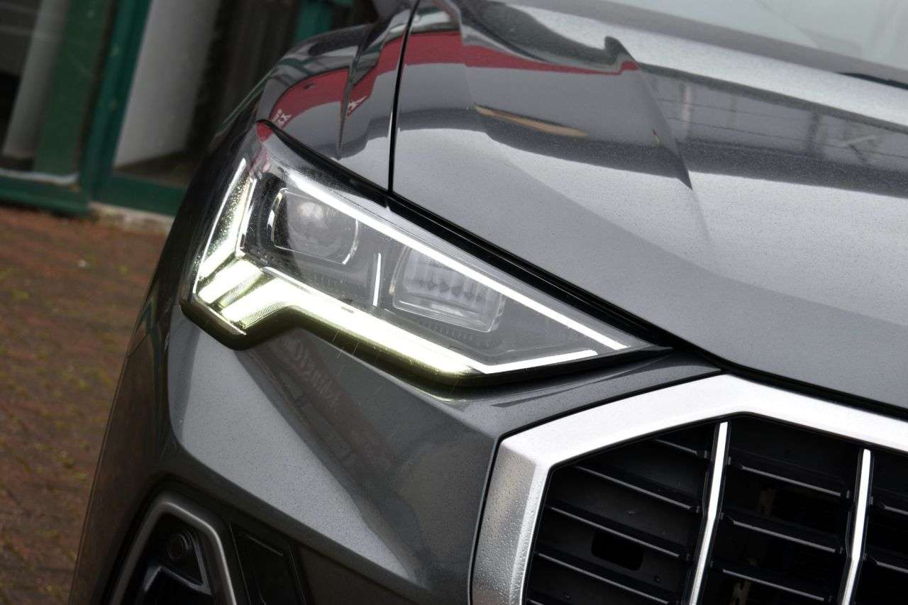 2019 AUDI Q3 2019 AUDI Q3