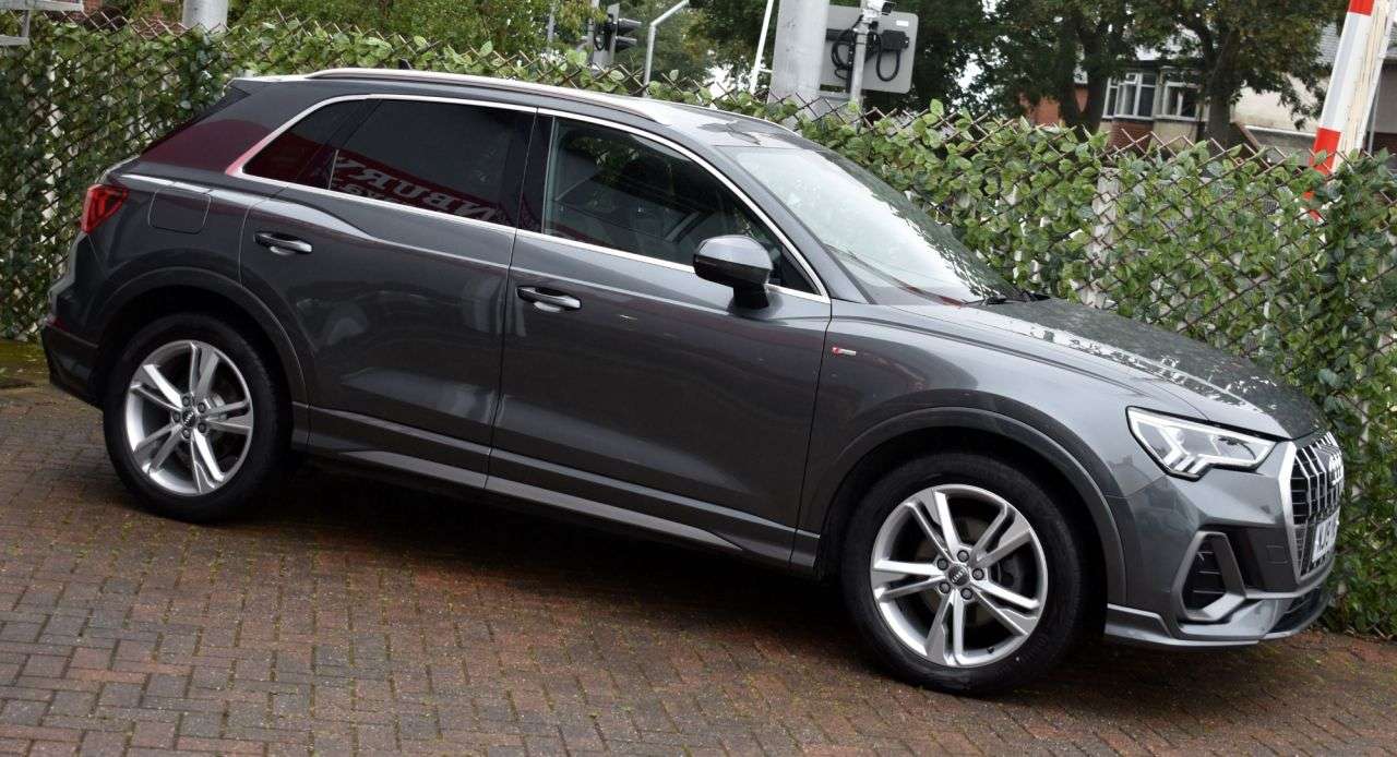 2019 AUDI Q3 2019 AUDI Q3