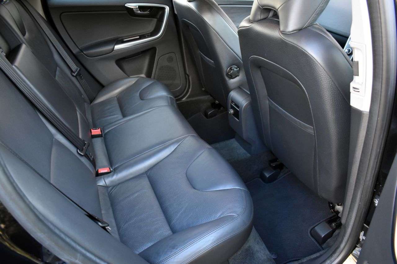 2013 VOLVO XC60 2013 VOLVO XC60