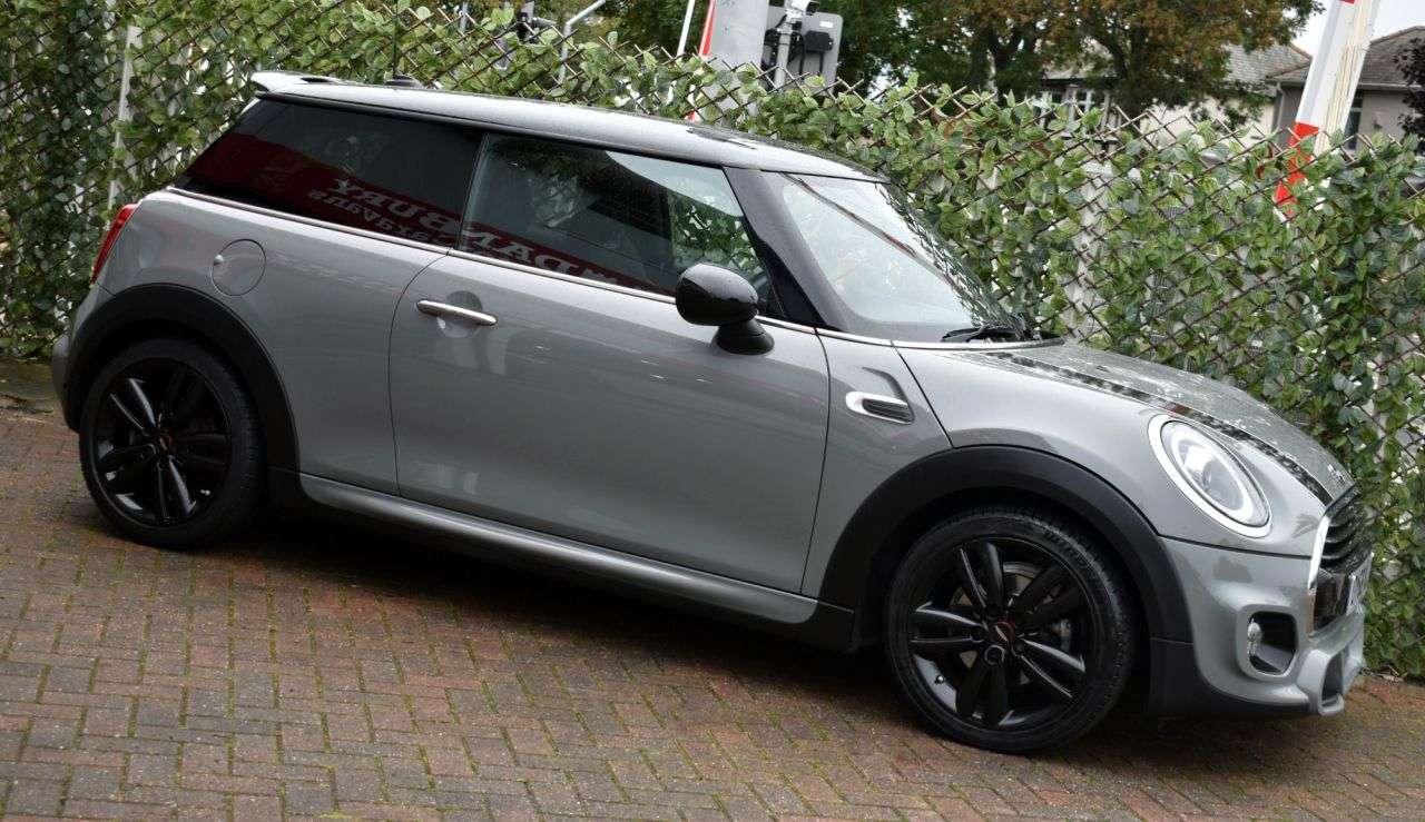 2018 MINI HATCH 2018 MINI HATCH