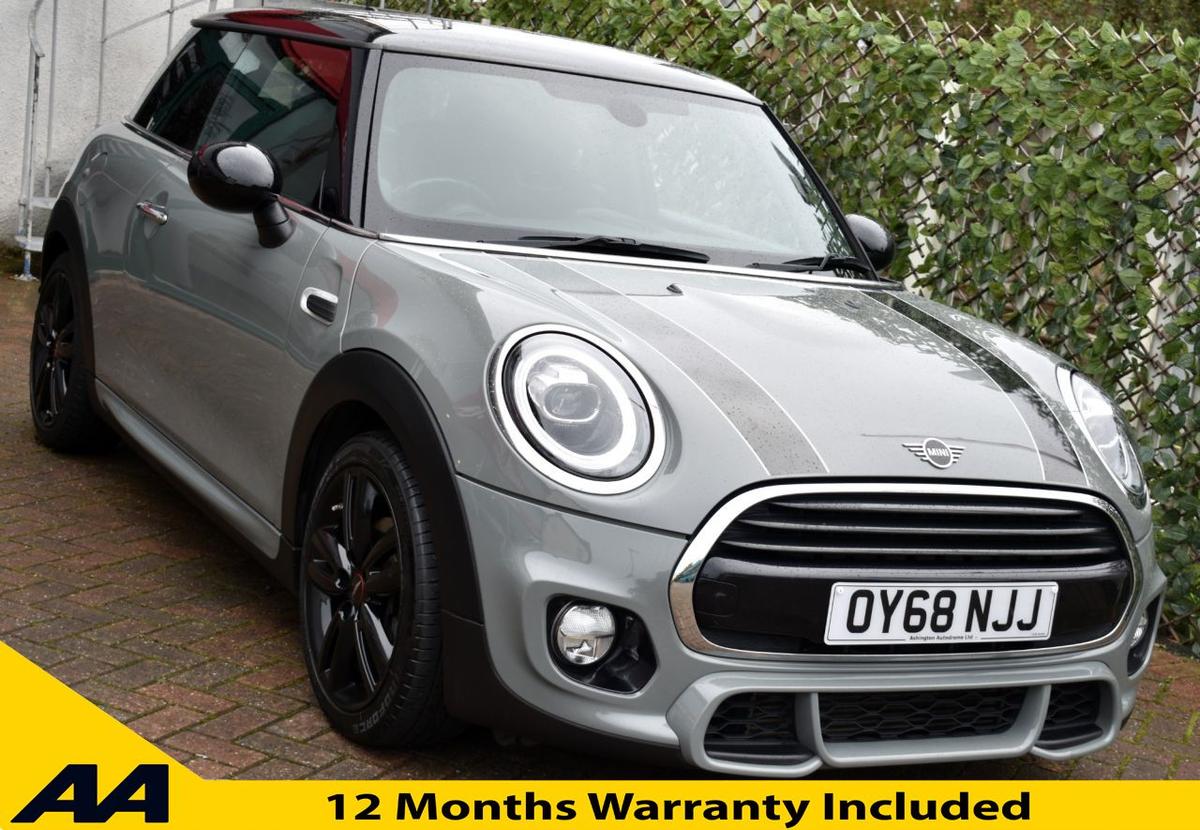 Check out this Mini Hatch 2018 Petrol Manual