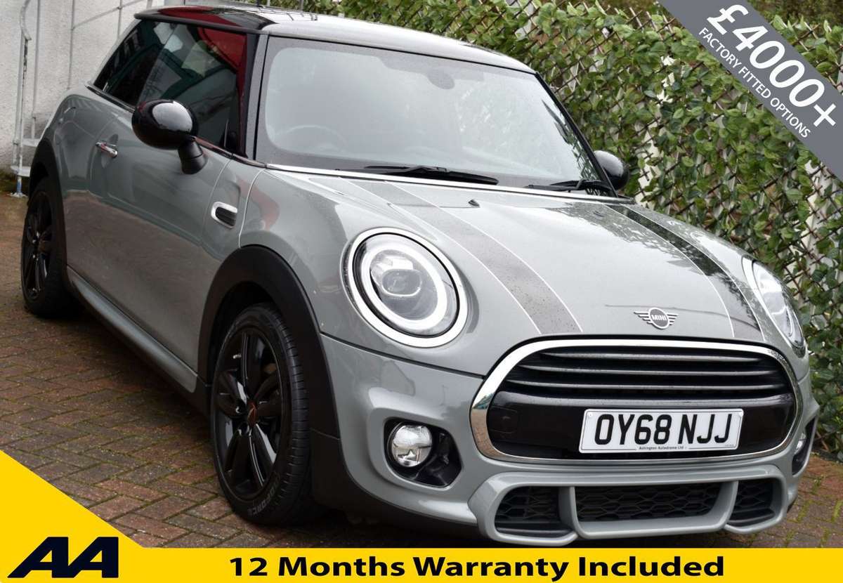 Check out this Mini Hatch 2018 Petrol Manual