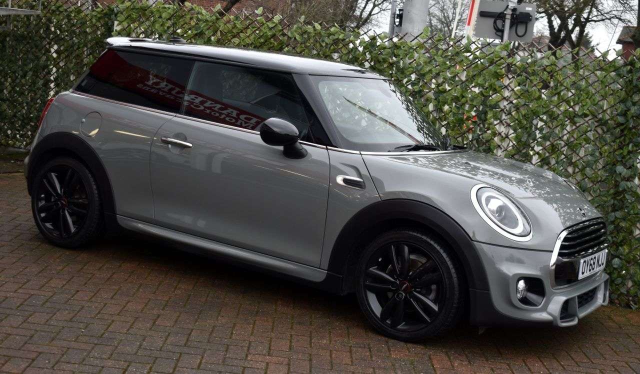 2018 MINI HATCH 2018 MINI HATCH