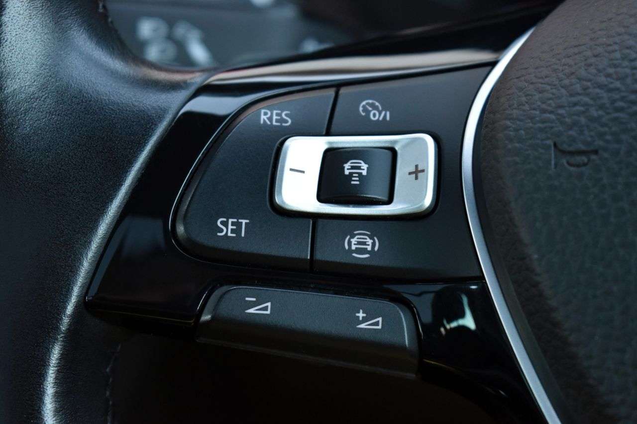 2019 VOLKSWAGEN TIGUAN 2019 VOLKSWAGEN TIGUAN